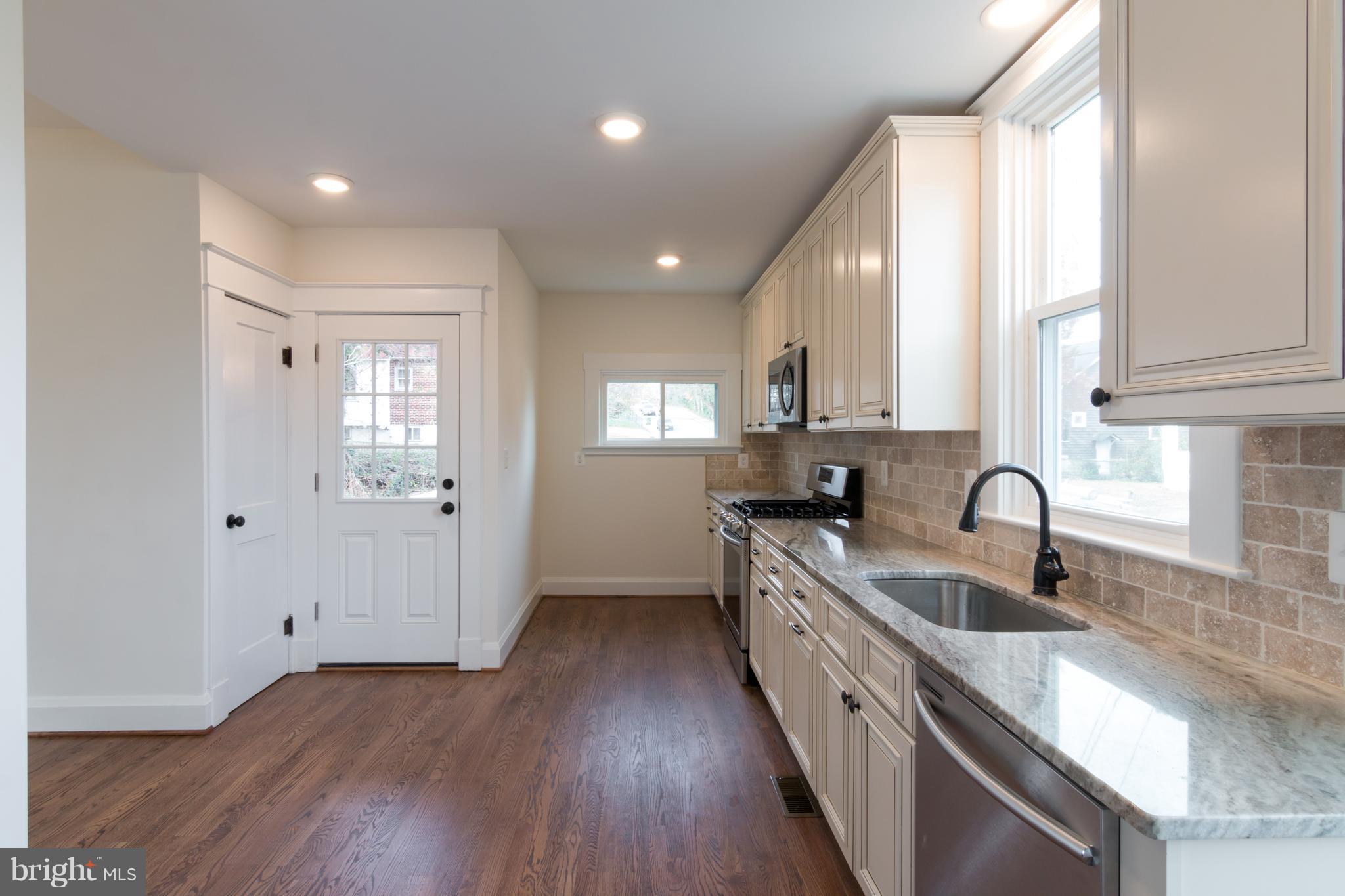 MORGAN PARK - Residential