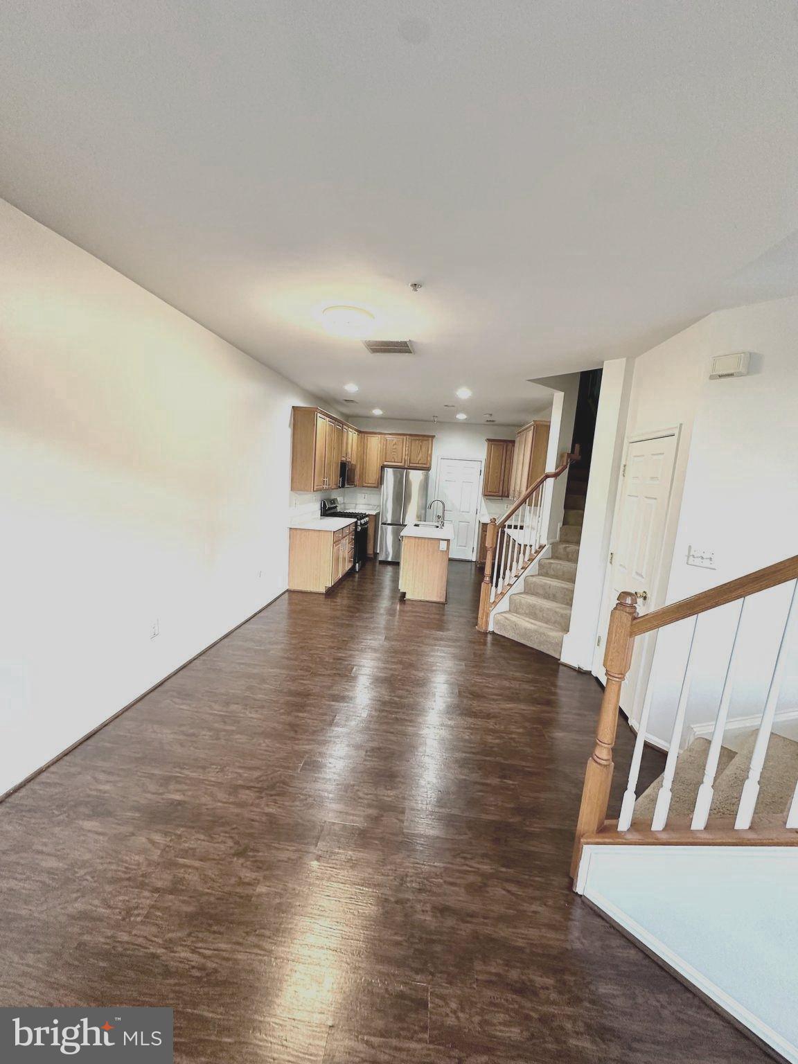 THE TOWNES CONDOMINIUM - Residential