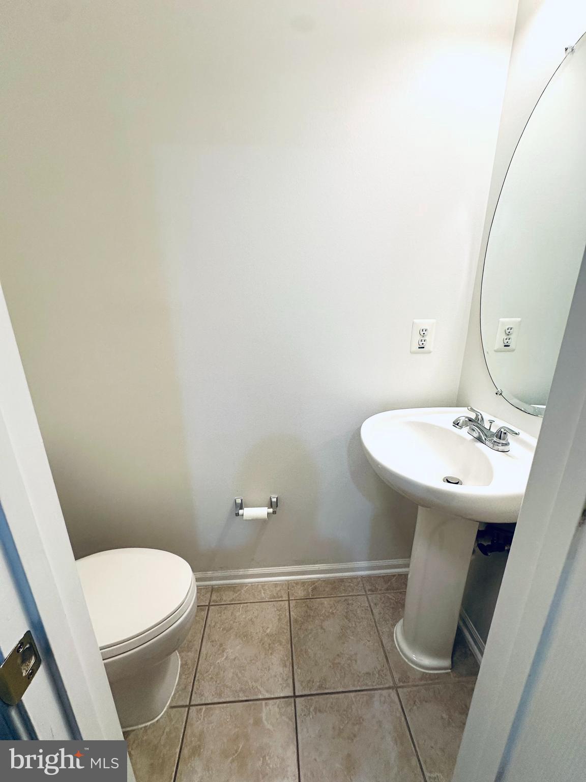 THE TOWNES CONDOMINIUM - Residential