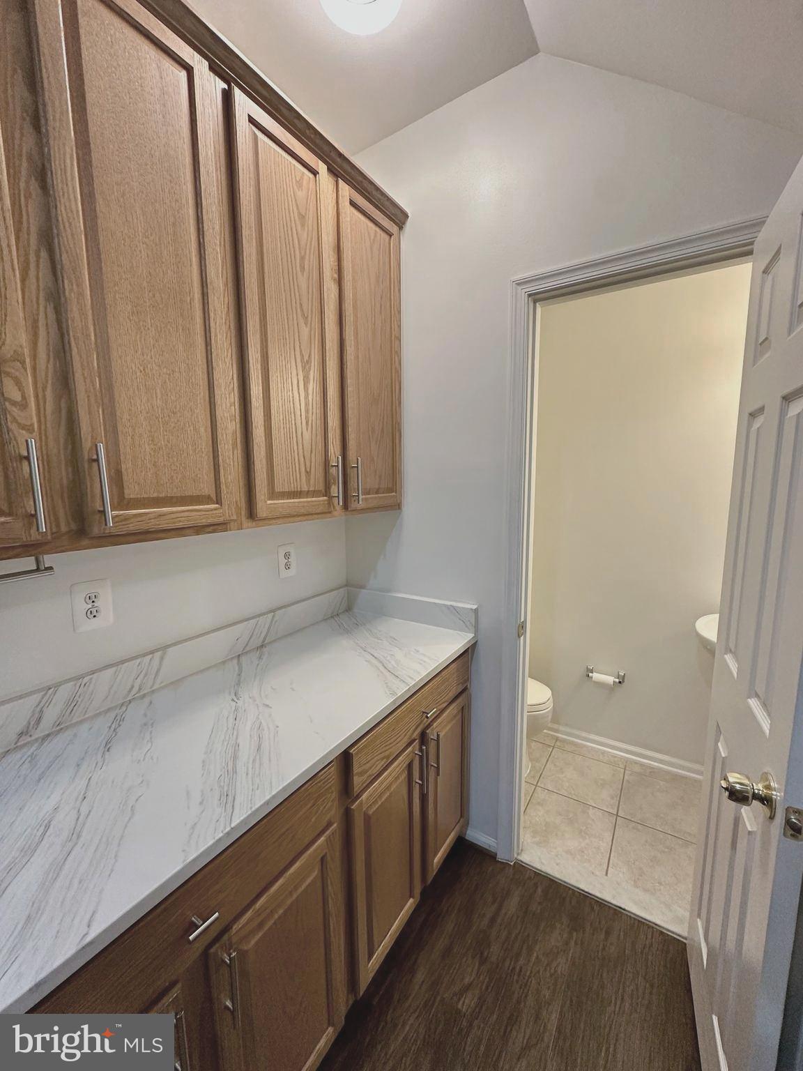 THE TOWNES CONDOMINIUM - Residential