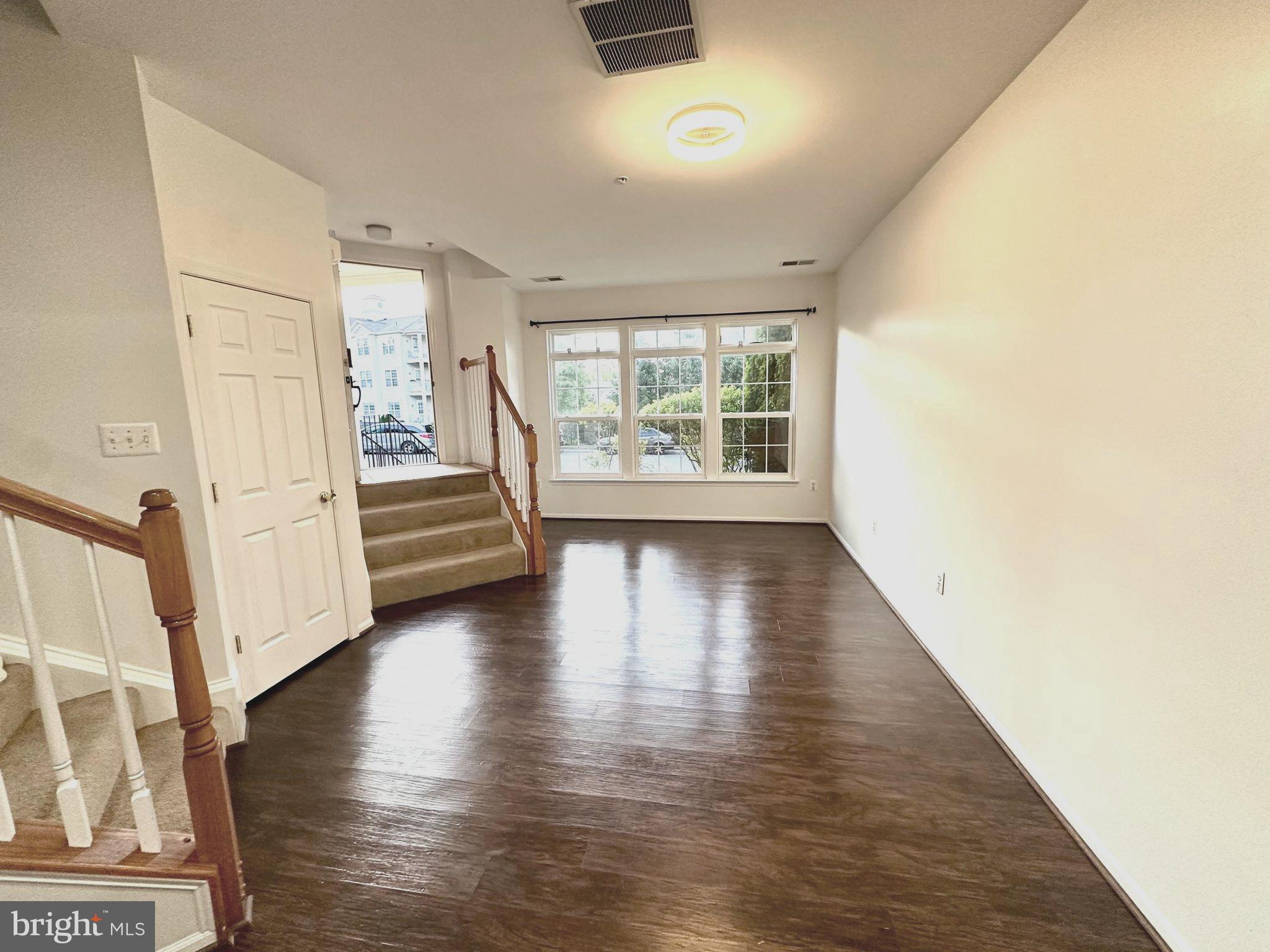 THE TOWNES CONDOMINIUM - Residential