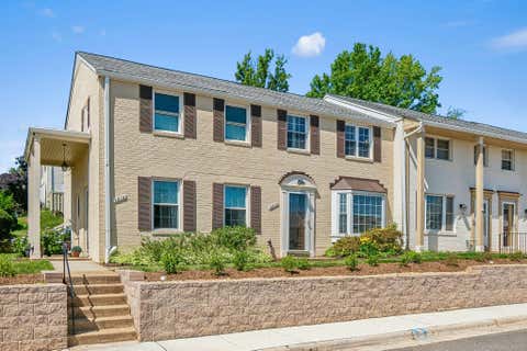 Condo For Sale - 3812 Jason Avenue<br/> ALEXANDRIA, VA 22302