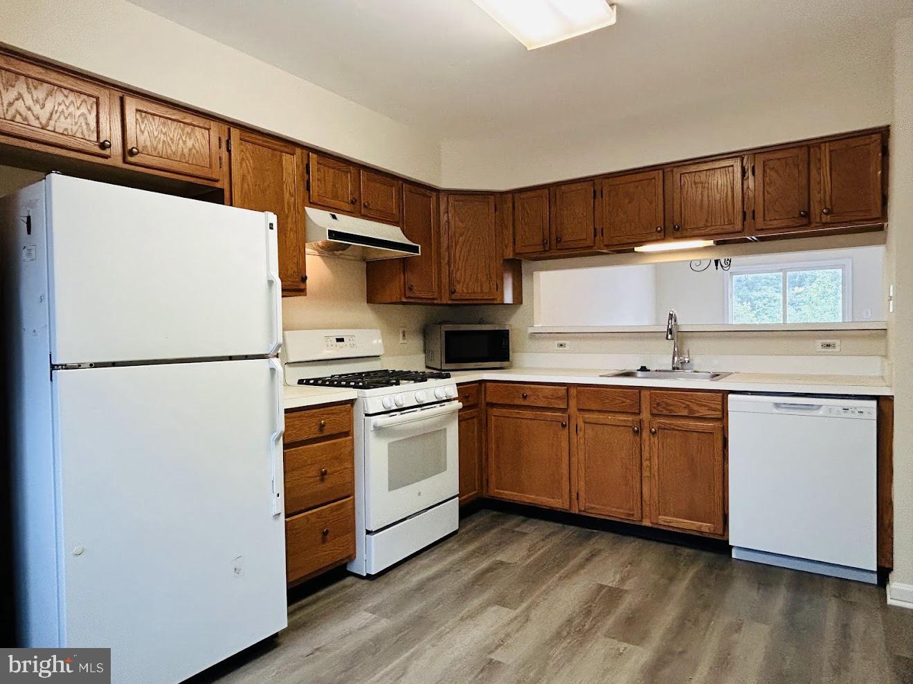 20865 SANDSTONE SQUARE