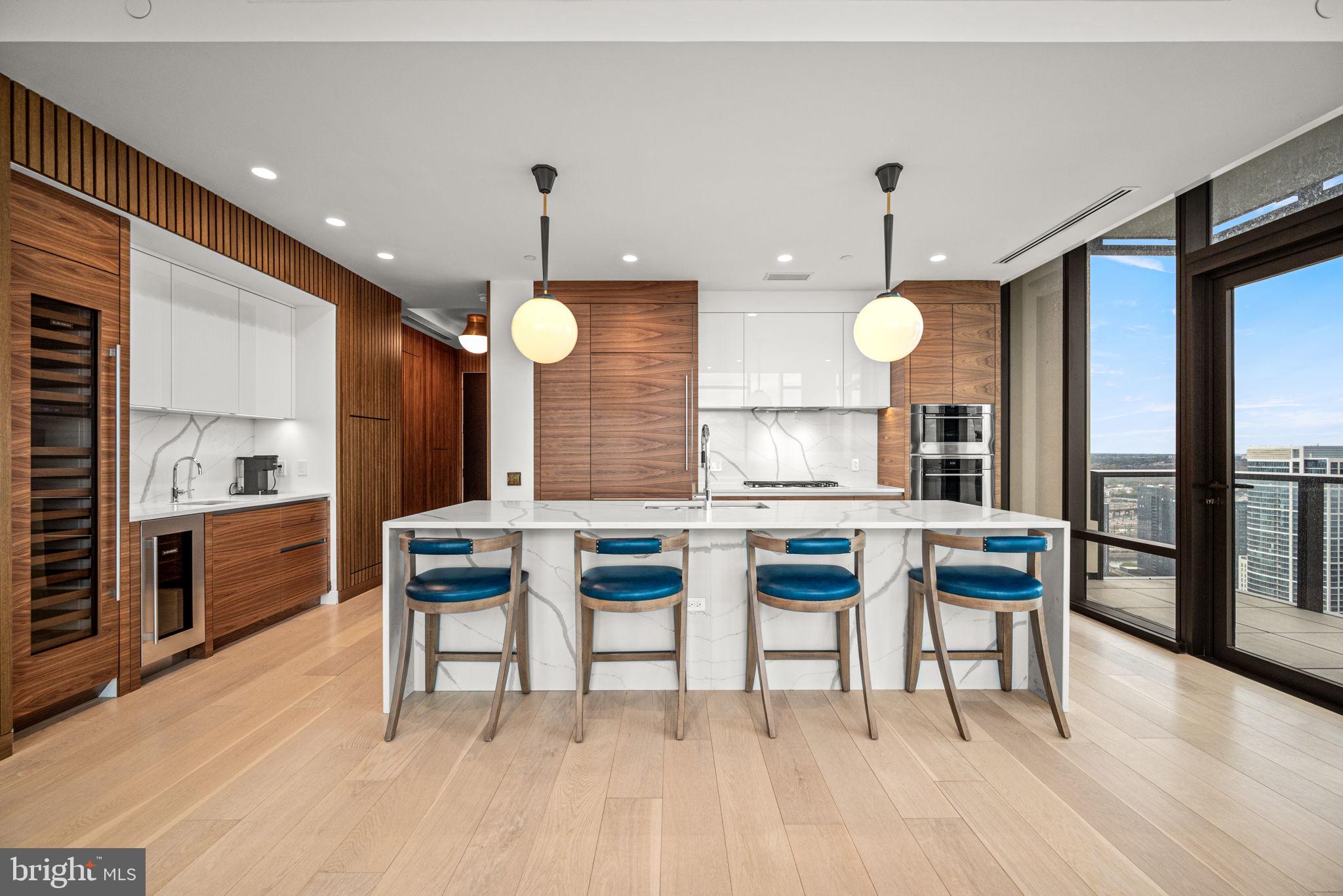 RITTENHOUSE SQUARE - Residential