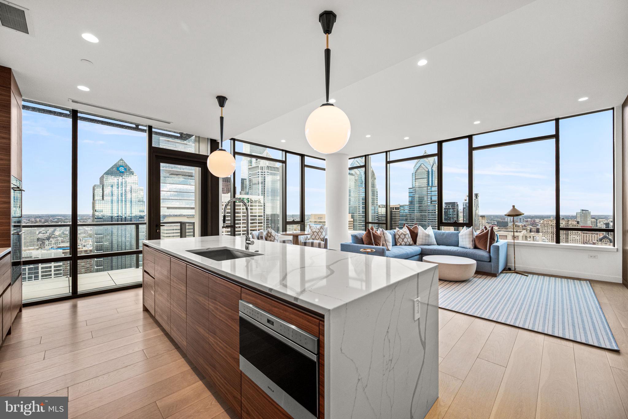 RITTENHOUSE SQUARE - Residential