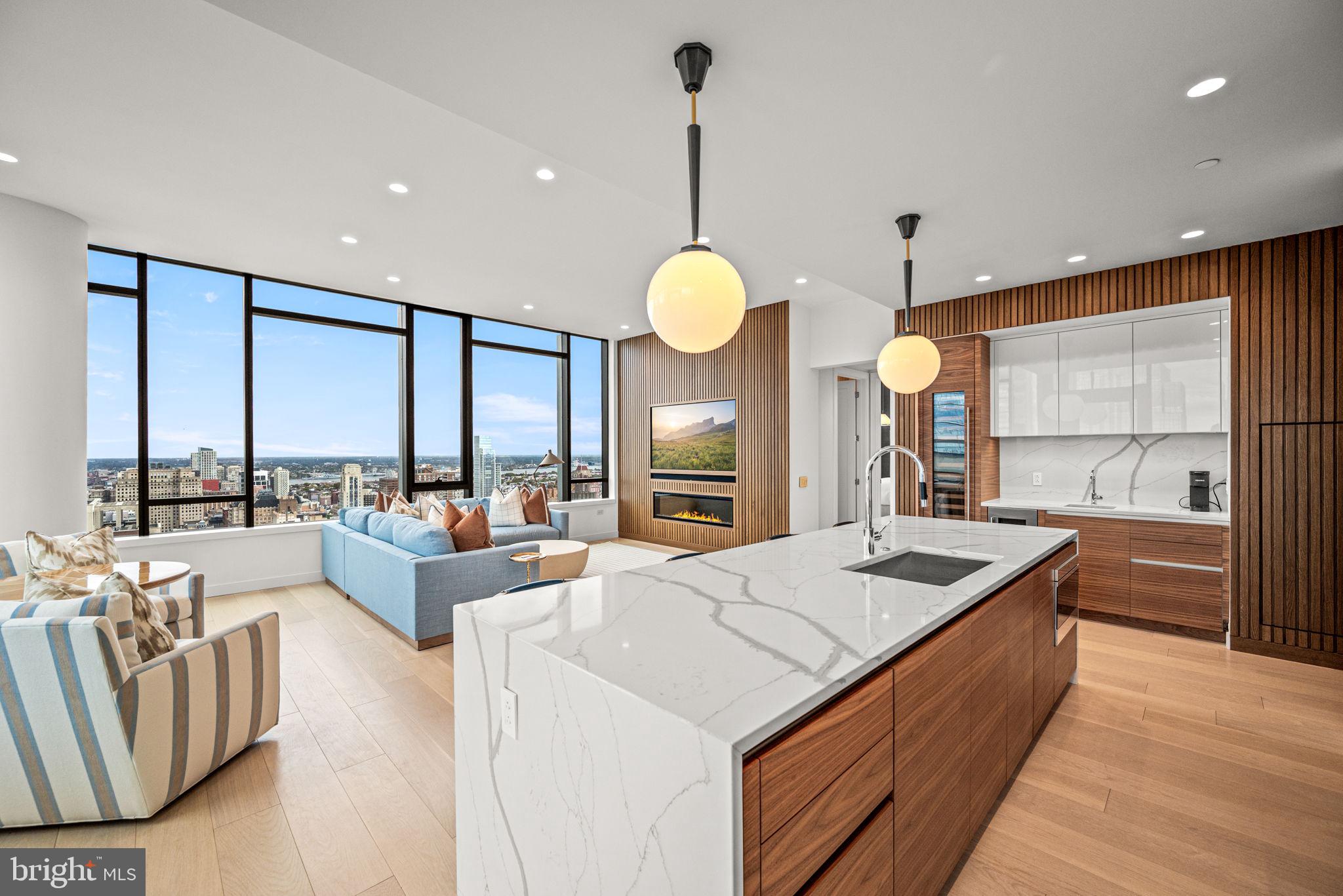 RITTENHOUSE SQUARE - Residential