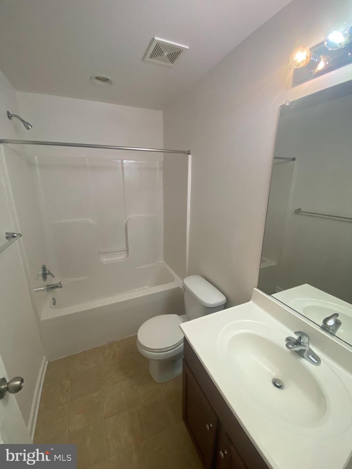 PRENTISS POINT - Residential Lease