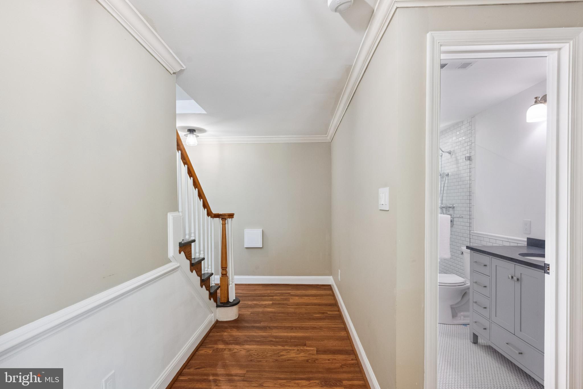 FRANKLIN GLEN - Residential