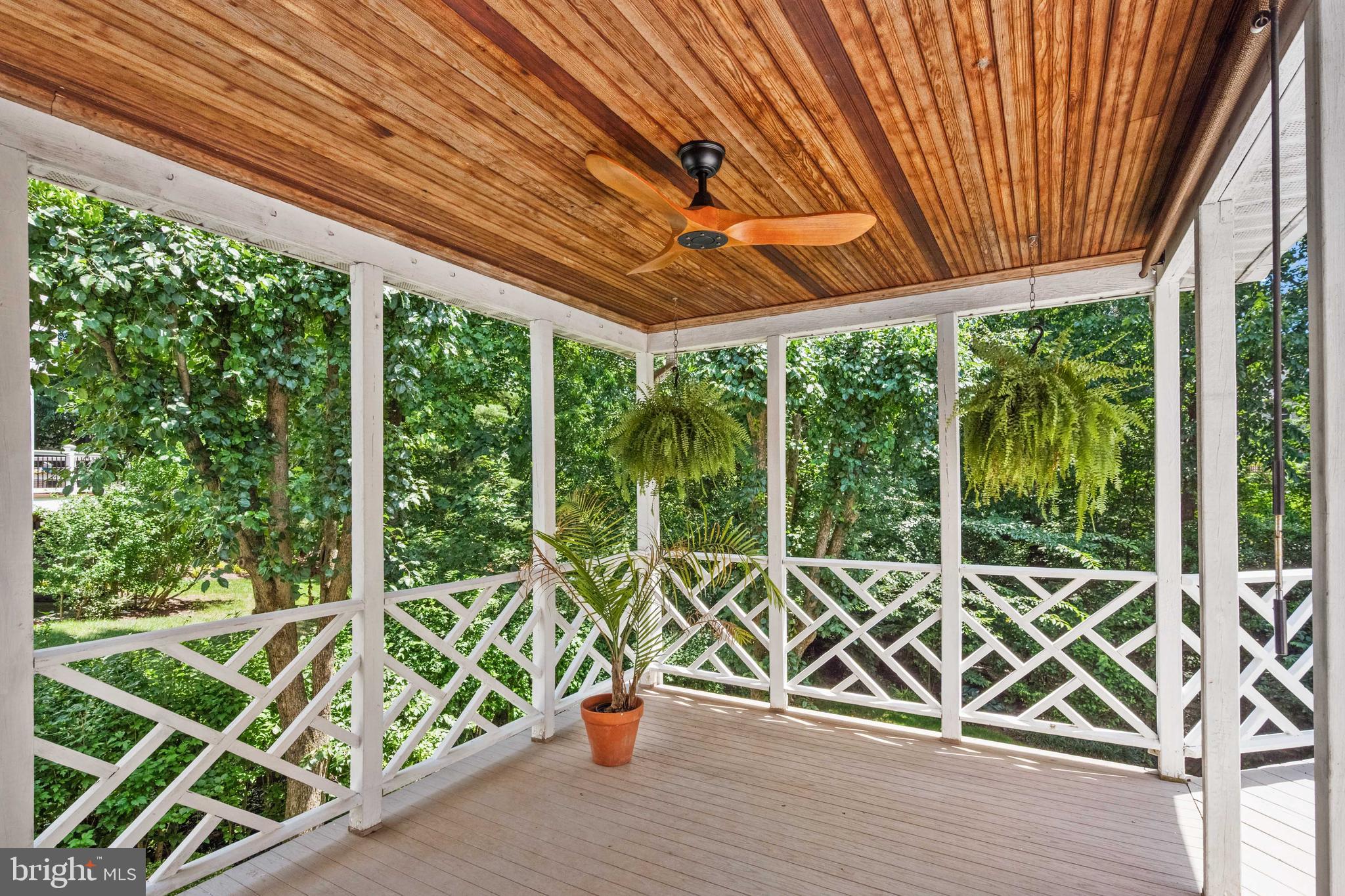 FRANKLIN GLEN - Residential