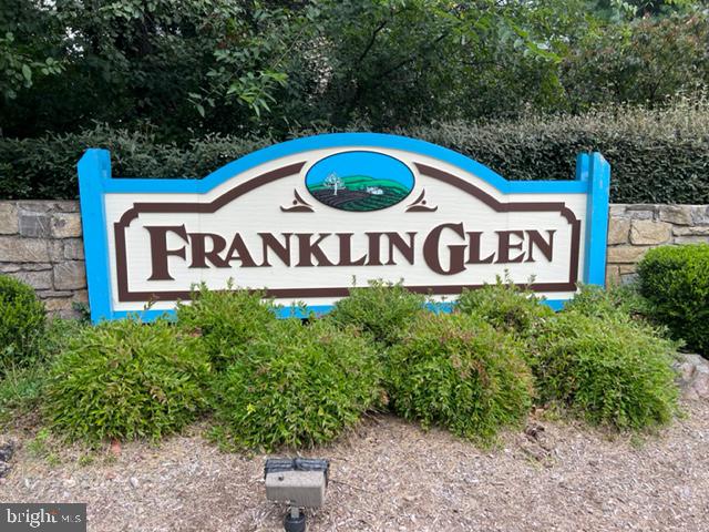FRANKLIN GLEN - Residential