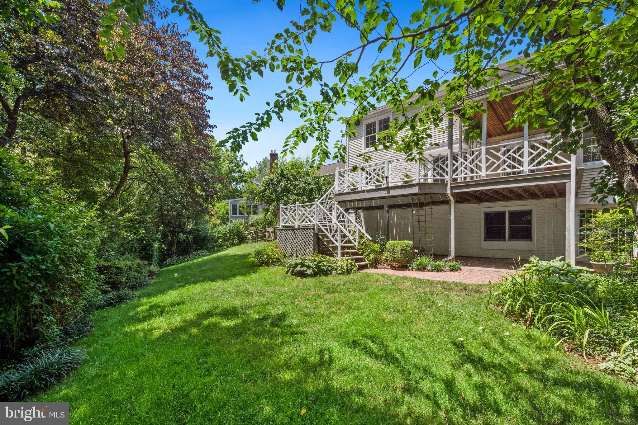 FRANKLIN GLEN - Residential