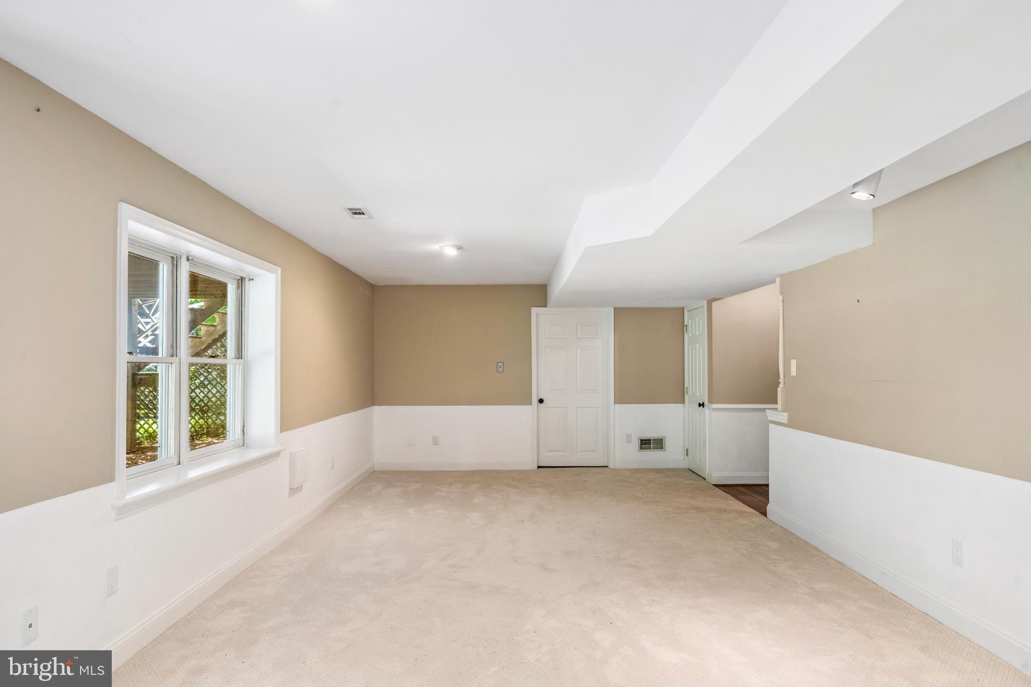 FRANKLIN GLEN - Residential