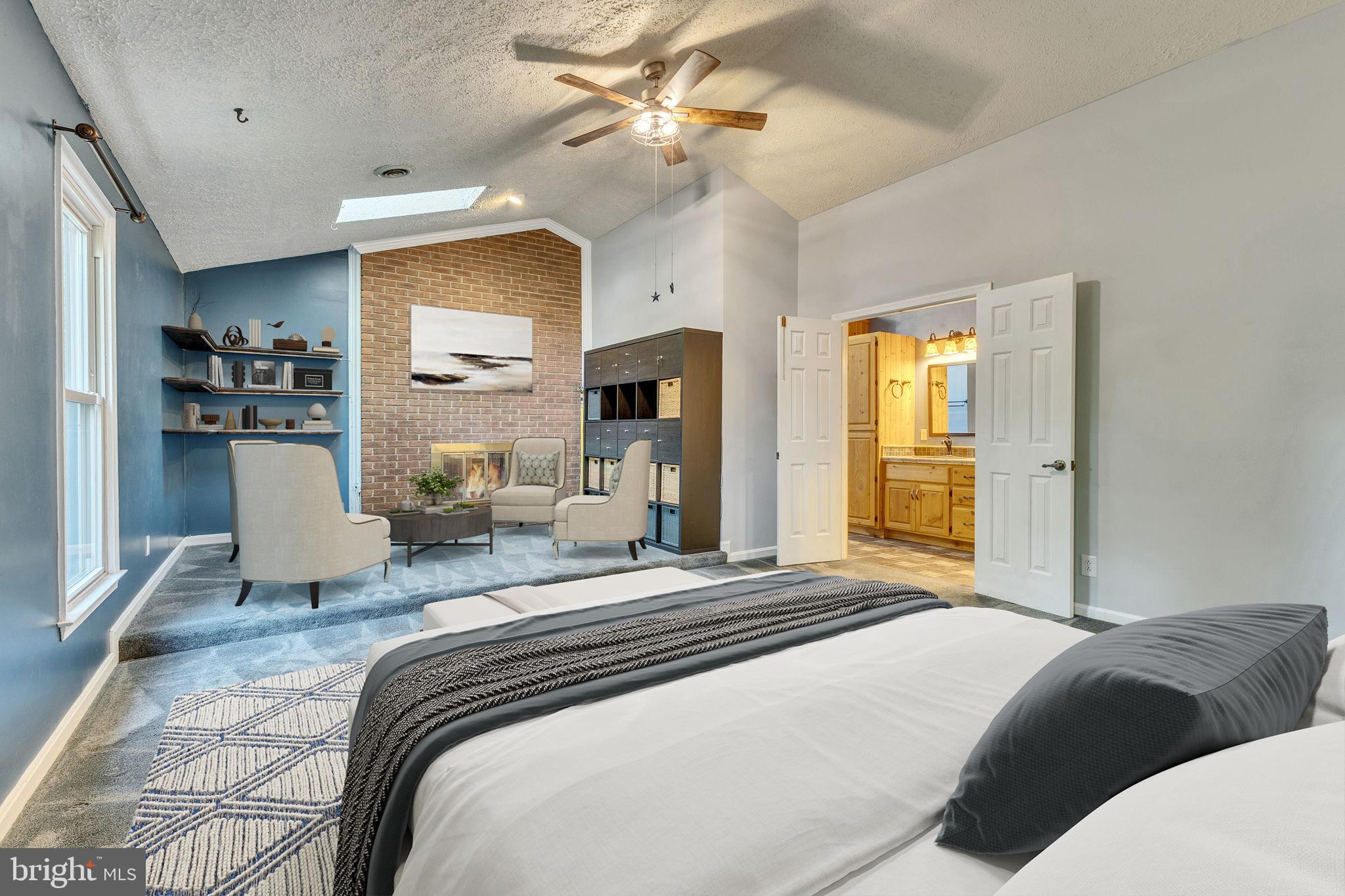 HERITAGE OAKS - Residential