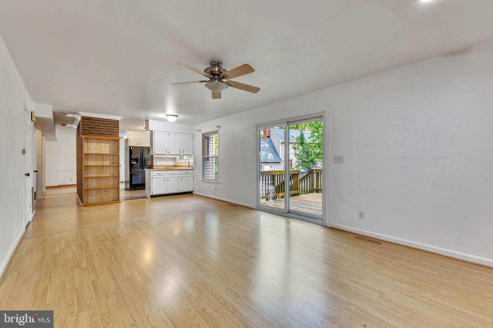 HERITAGE OAKS - Residential