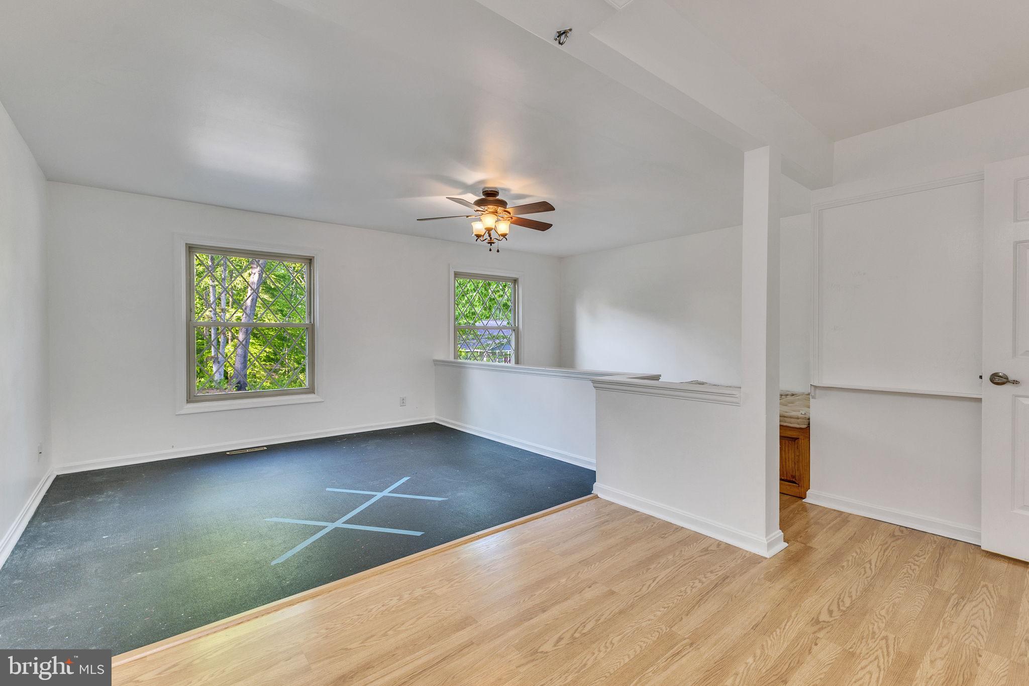 HERITAGE OAKS - Residential