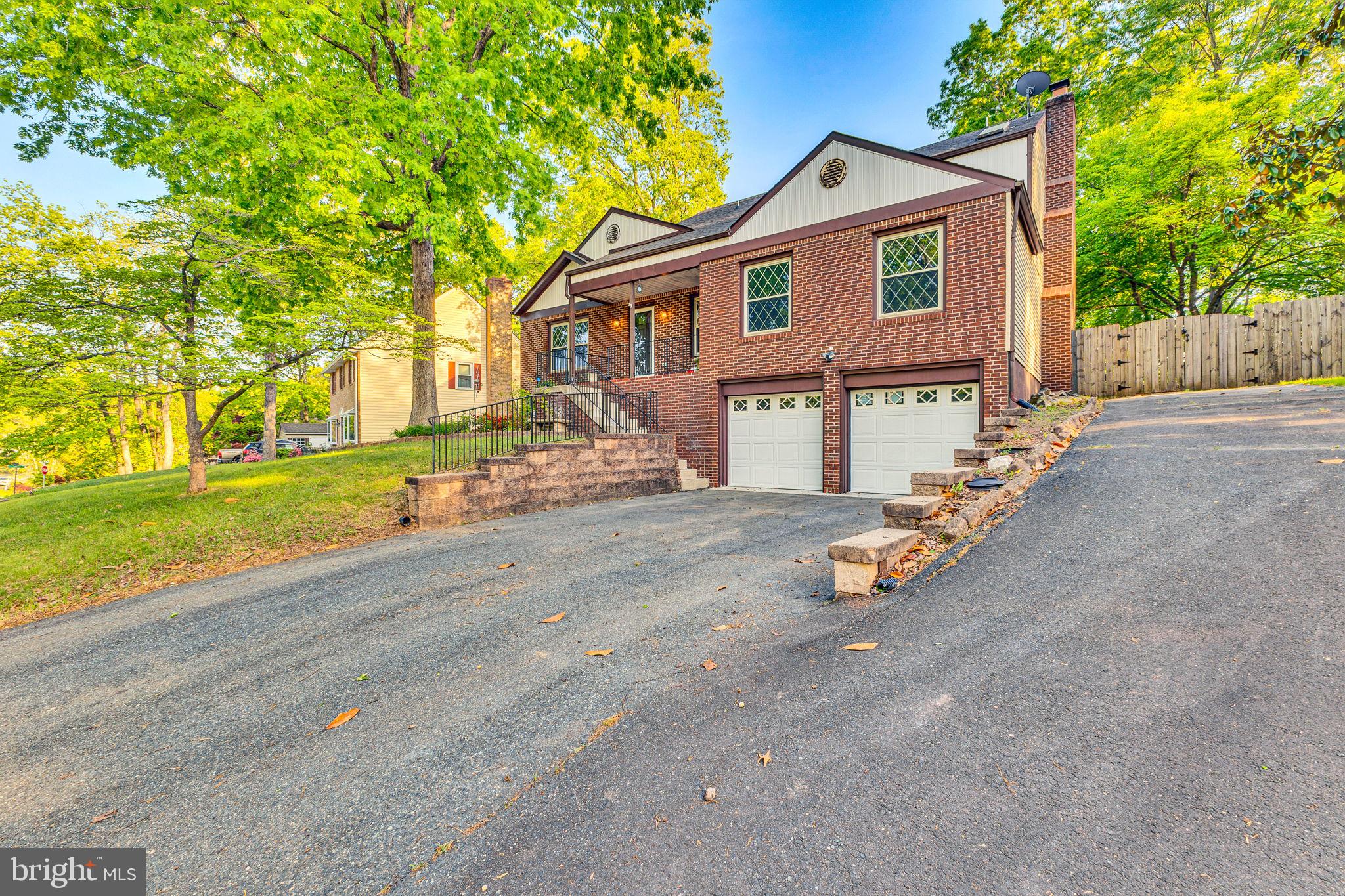 HERITAGE OAKS - Residential