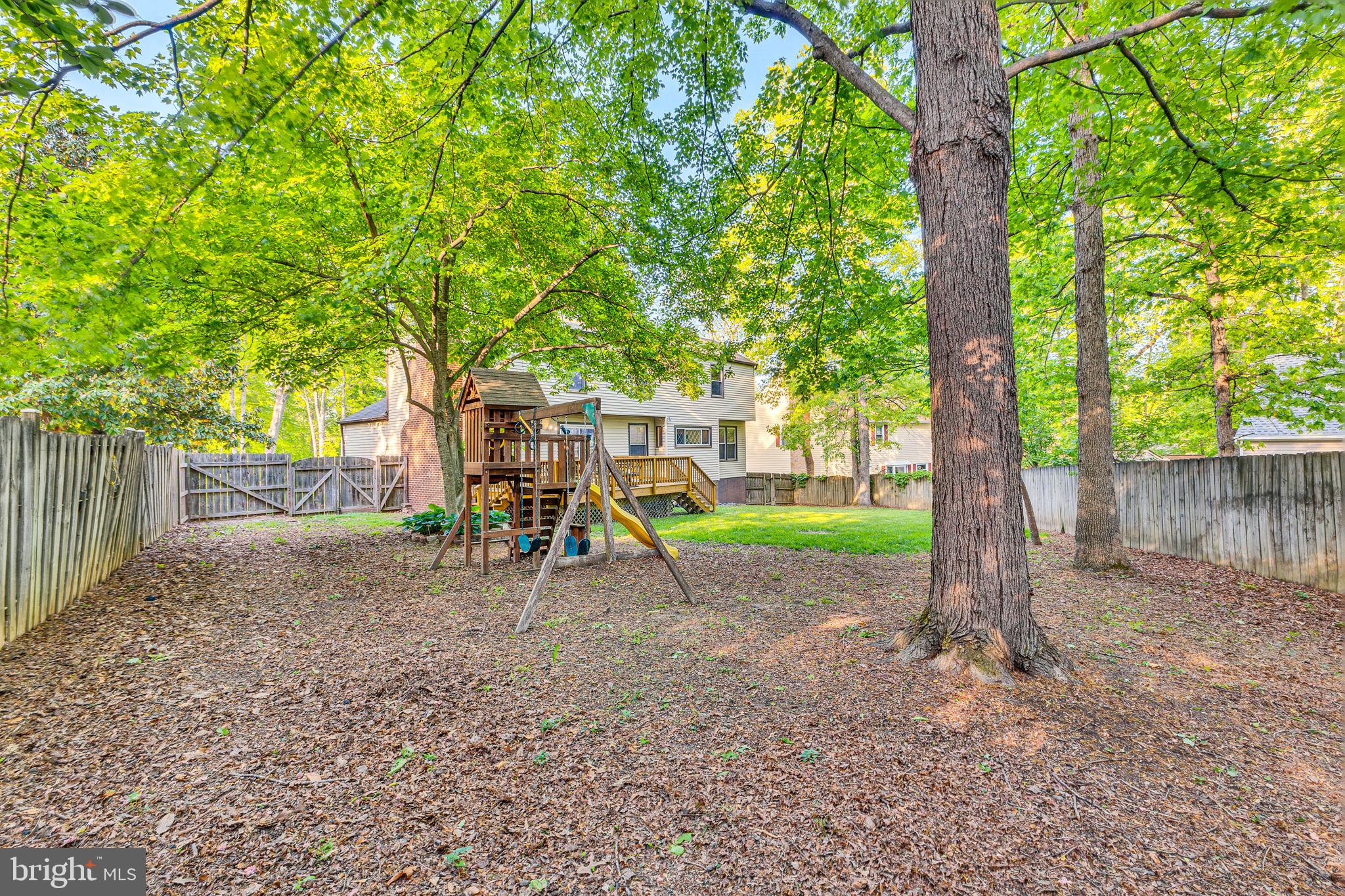 HERITAGE OAKS - Residential