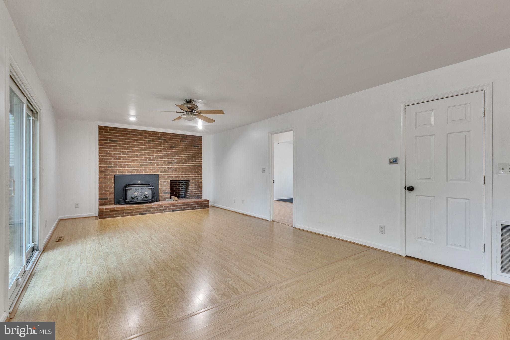 HERITAGE OAKS - Residential