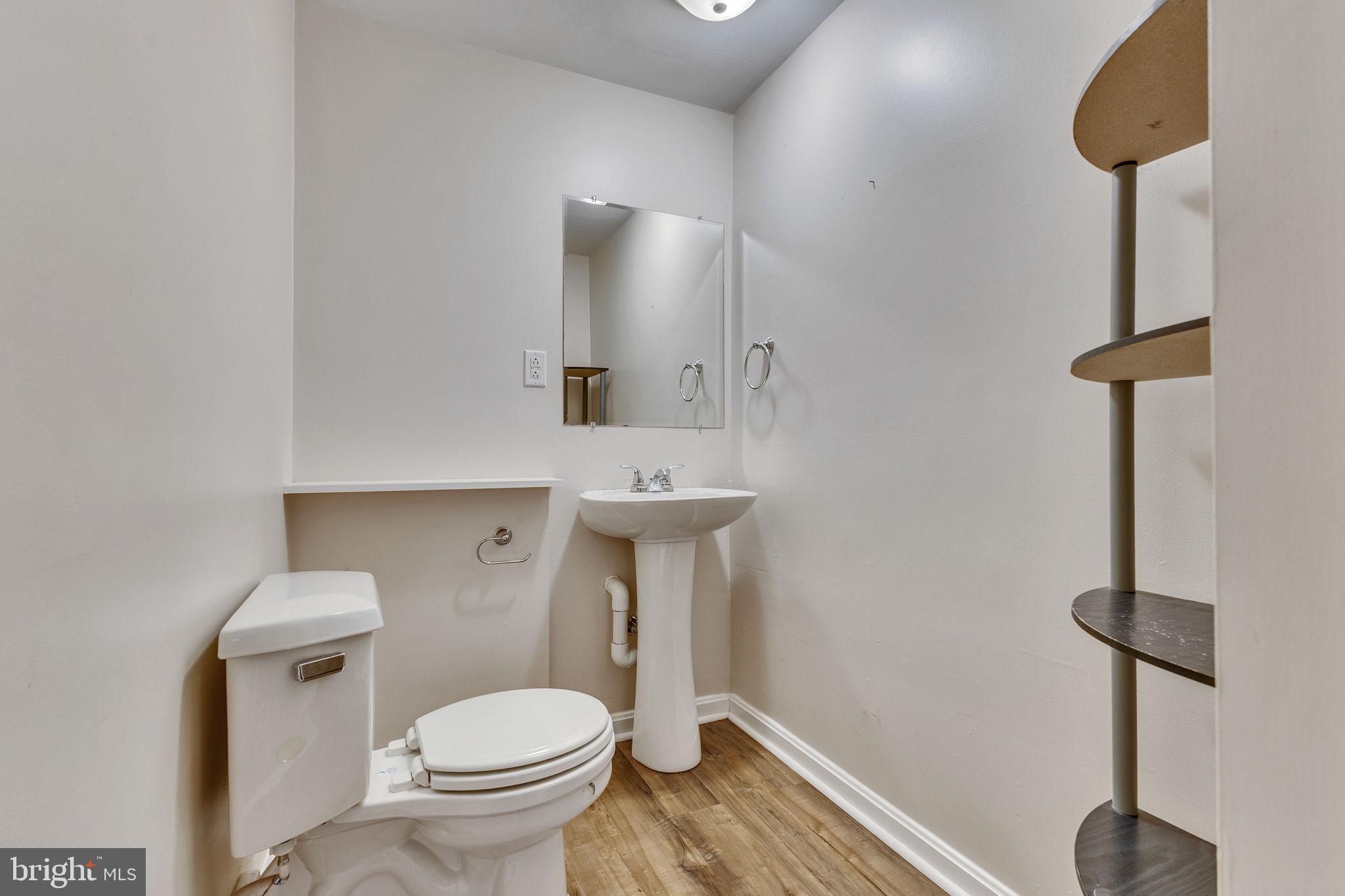 HERITAGE OAKS - Residential