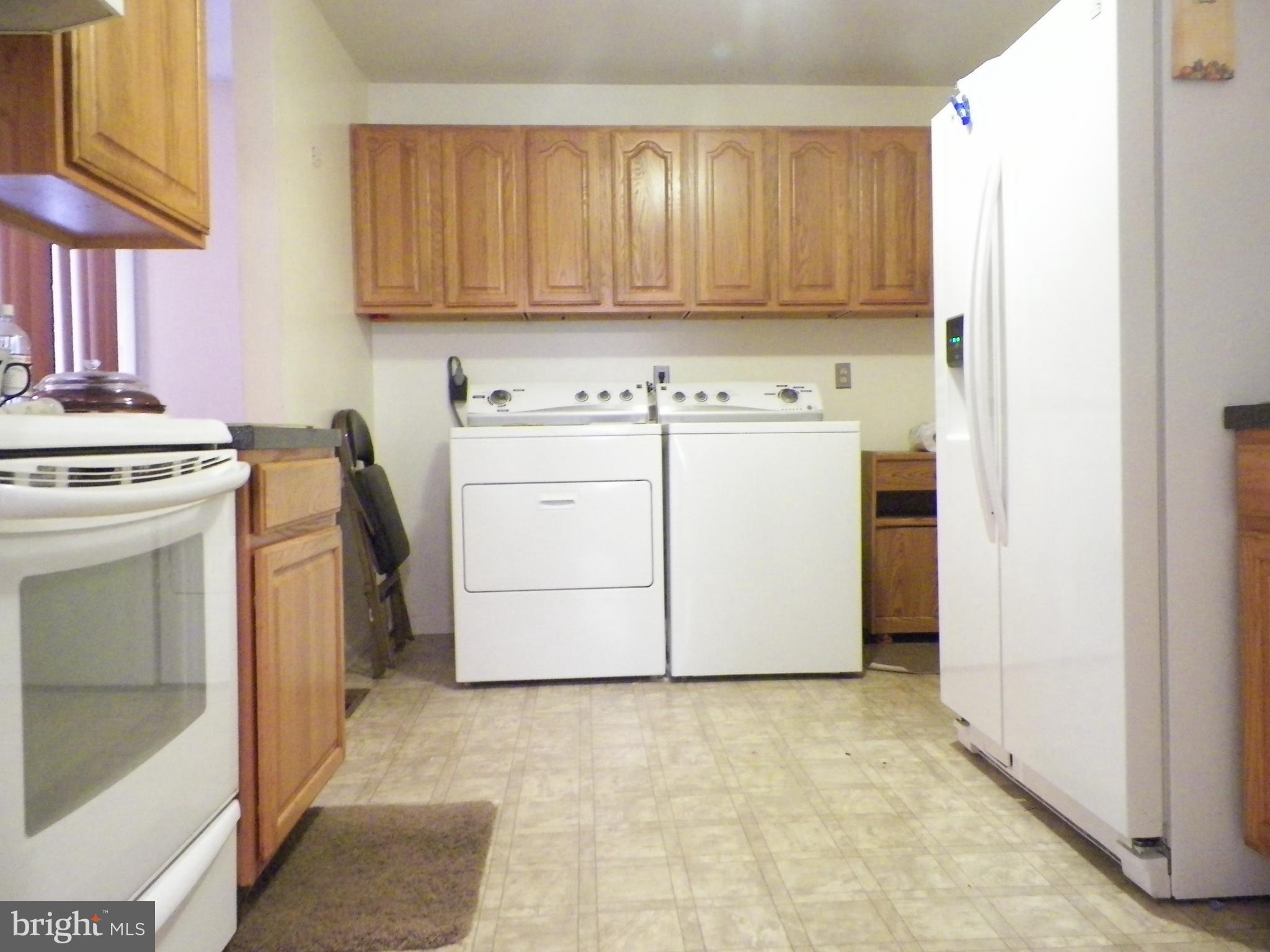 FLAG HARBOR HEIGHTS - Residential