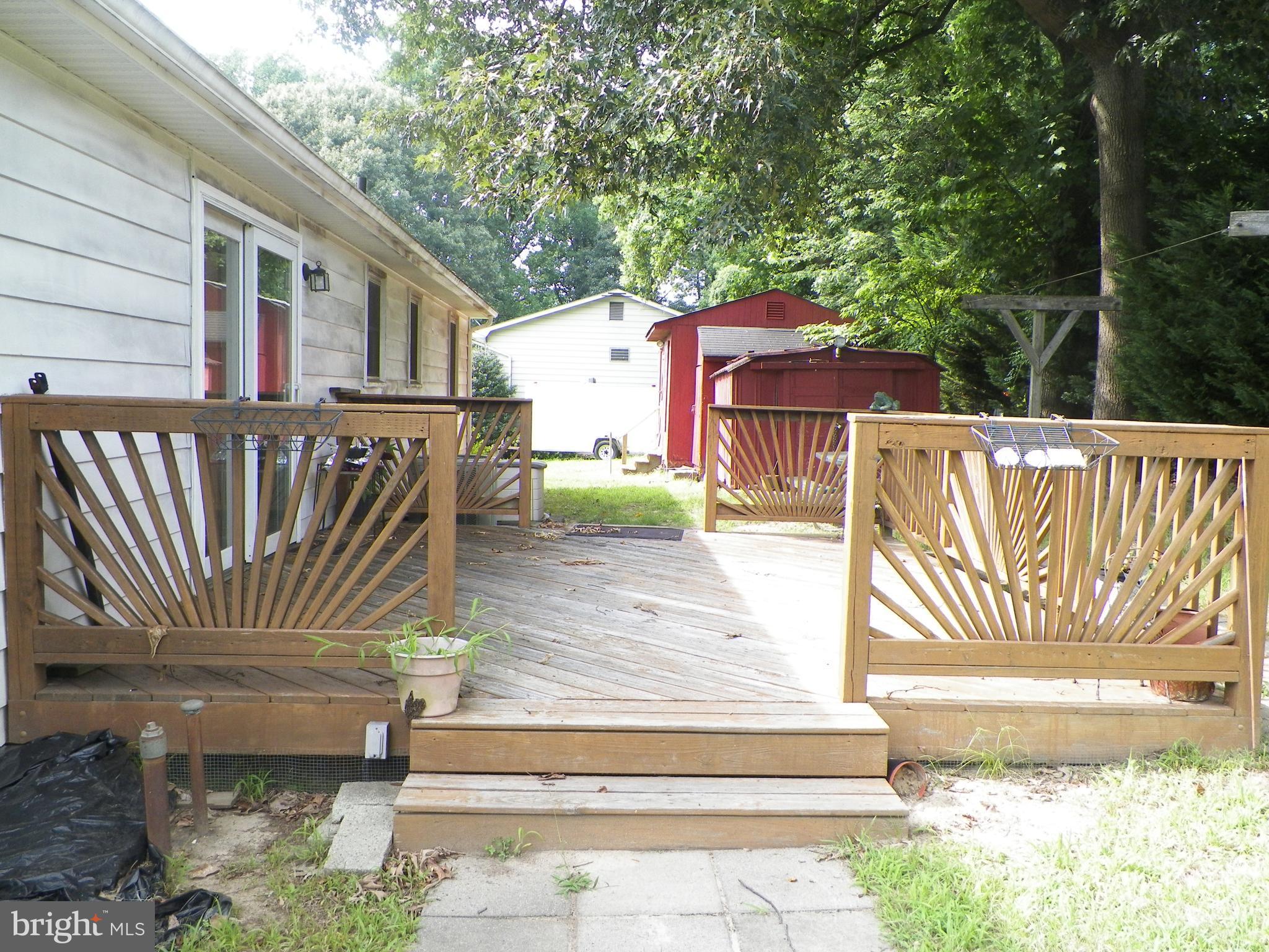 FLAG HARBOR HEIGHTS - Residential