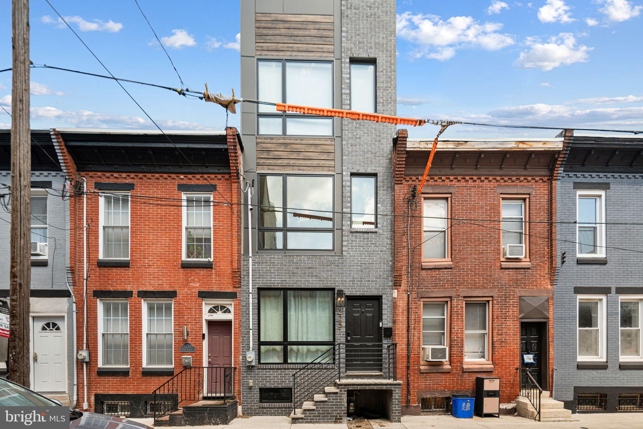 POINT BREEZE - Residential
