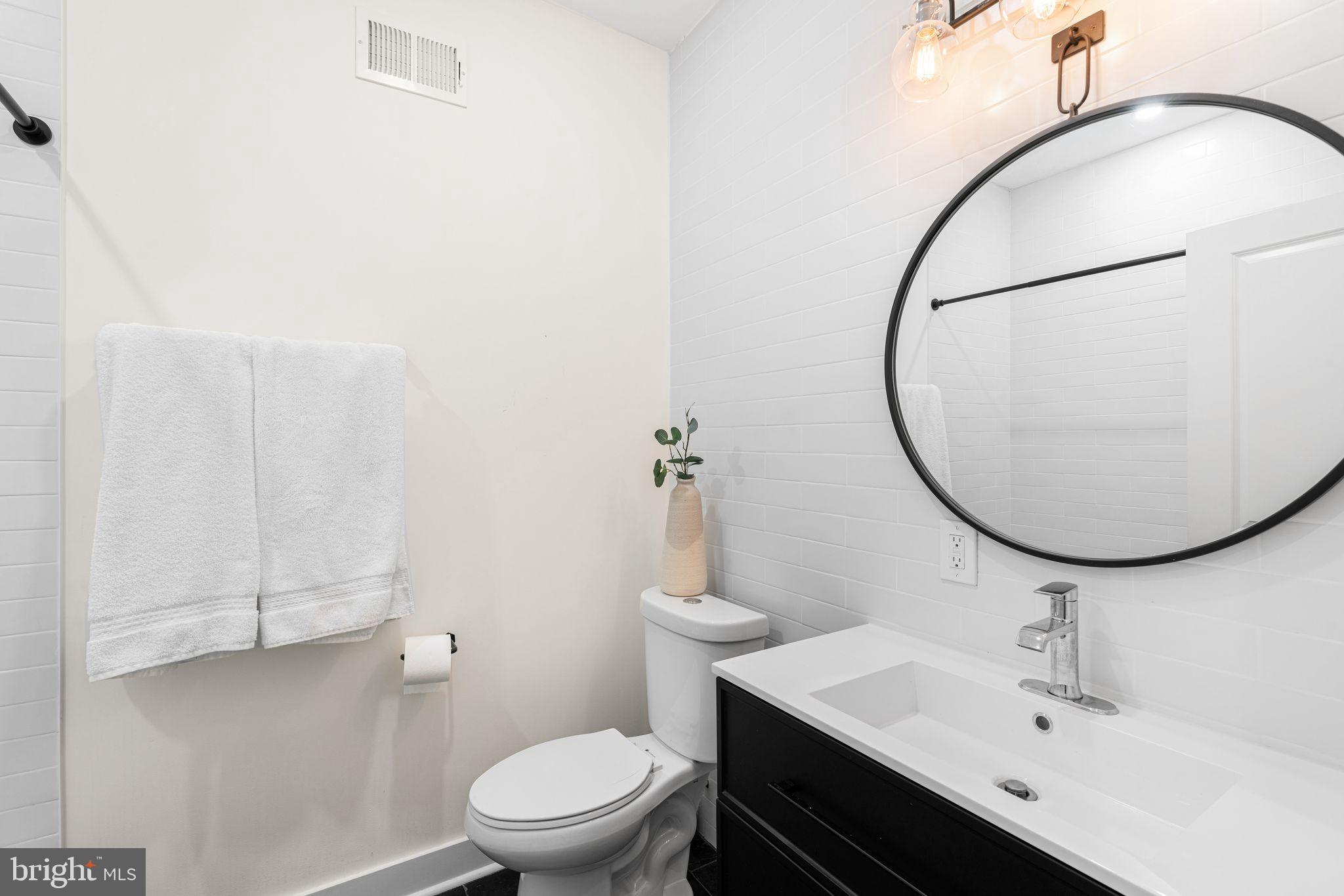 POINT BREEZE - Residential