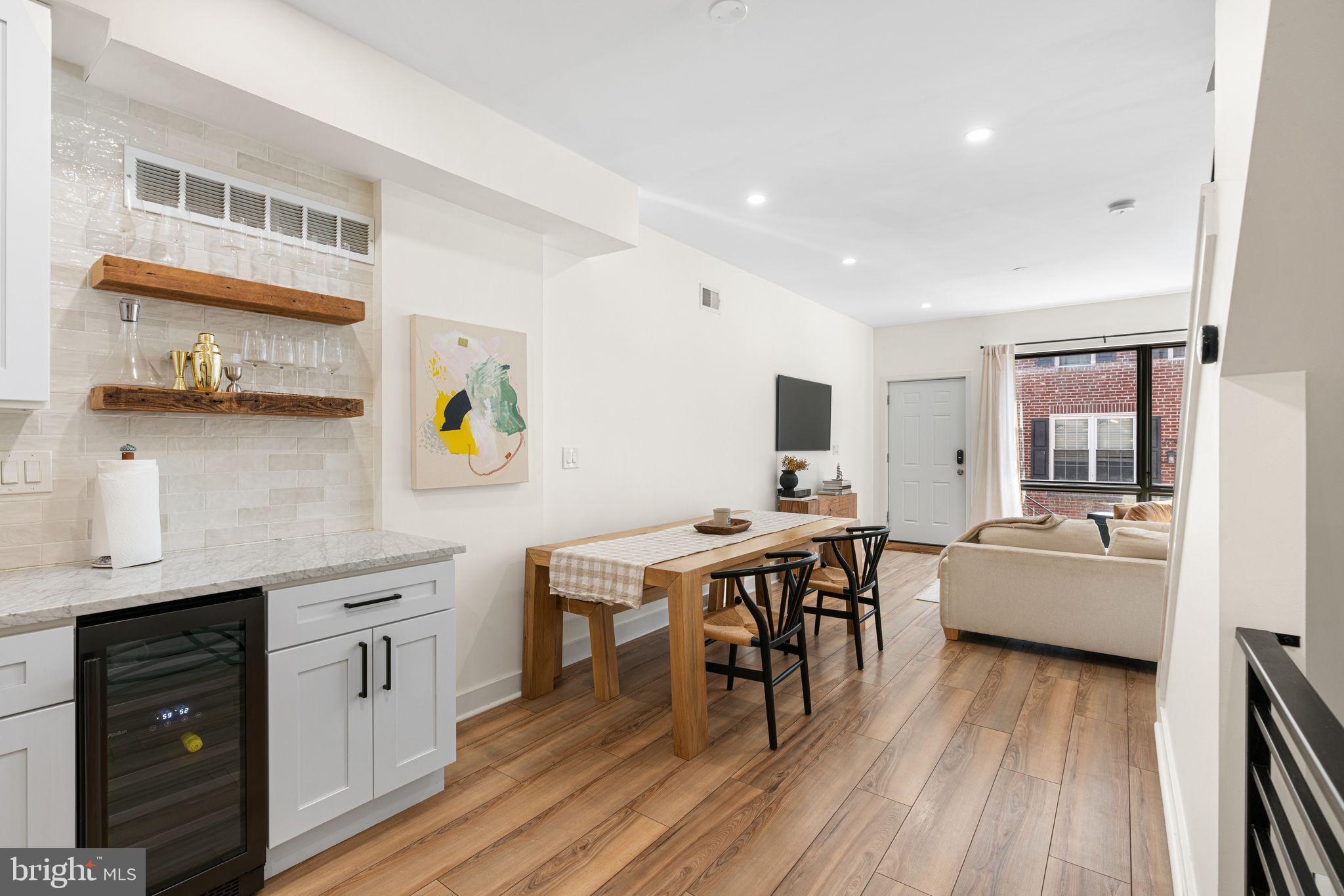 POINT BREEZE - Residential