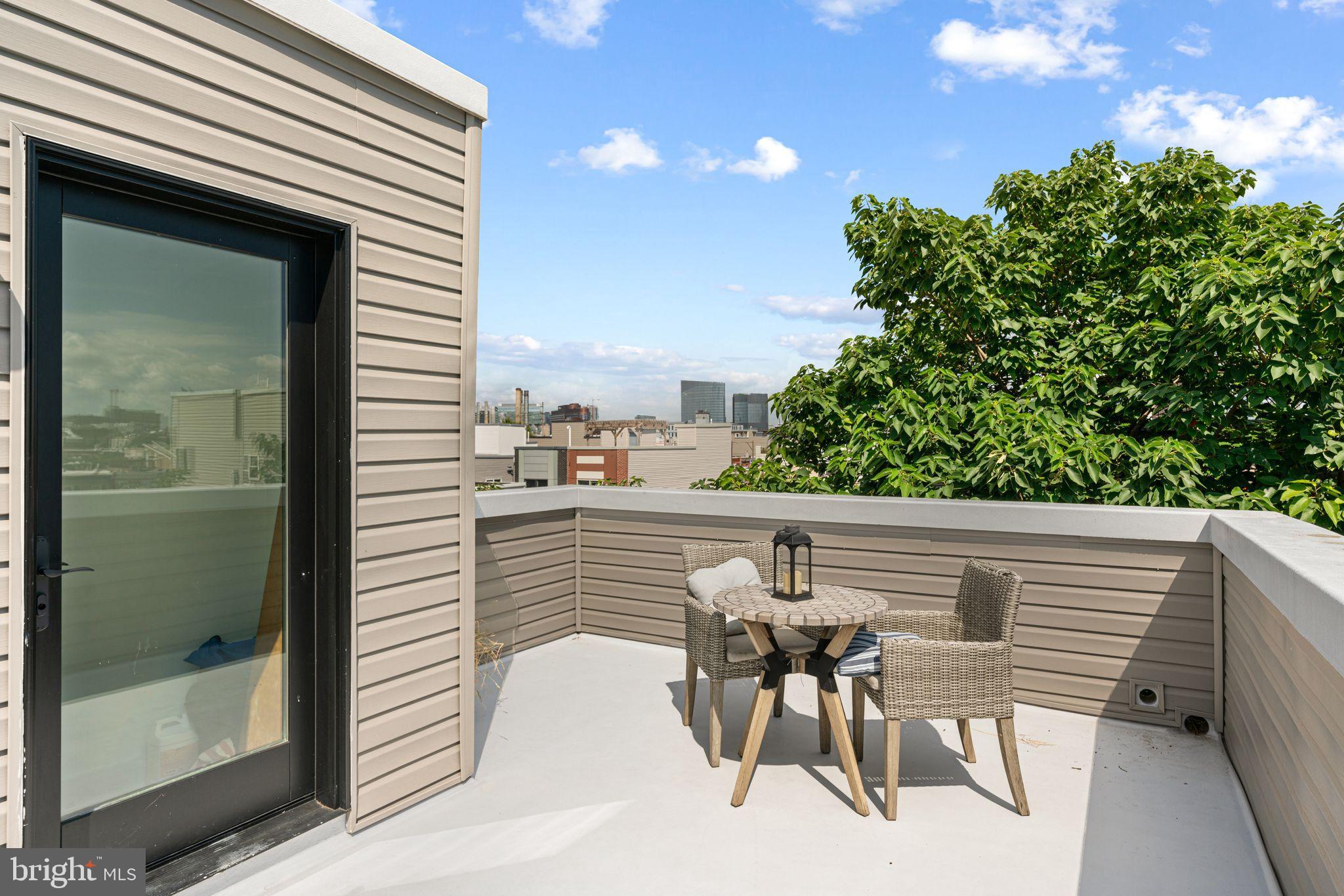 POINT BREEZE - Residential