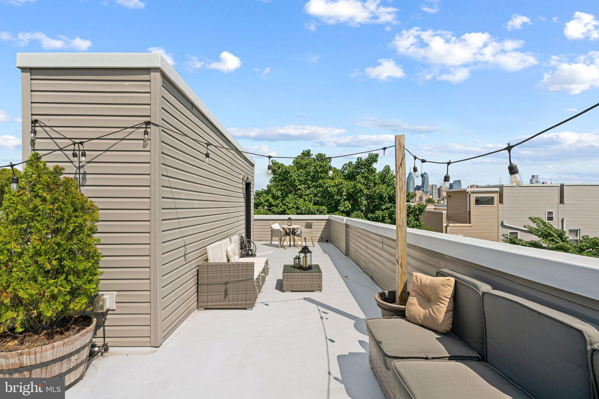 POINT BREEZE - Residential