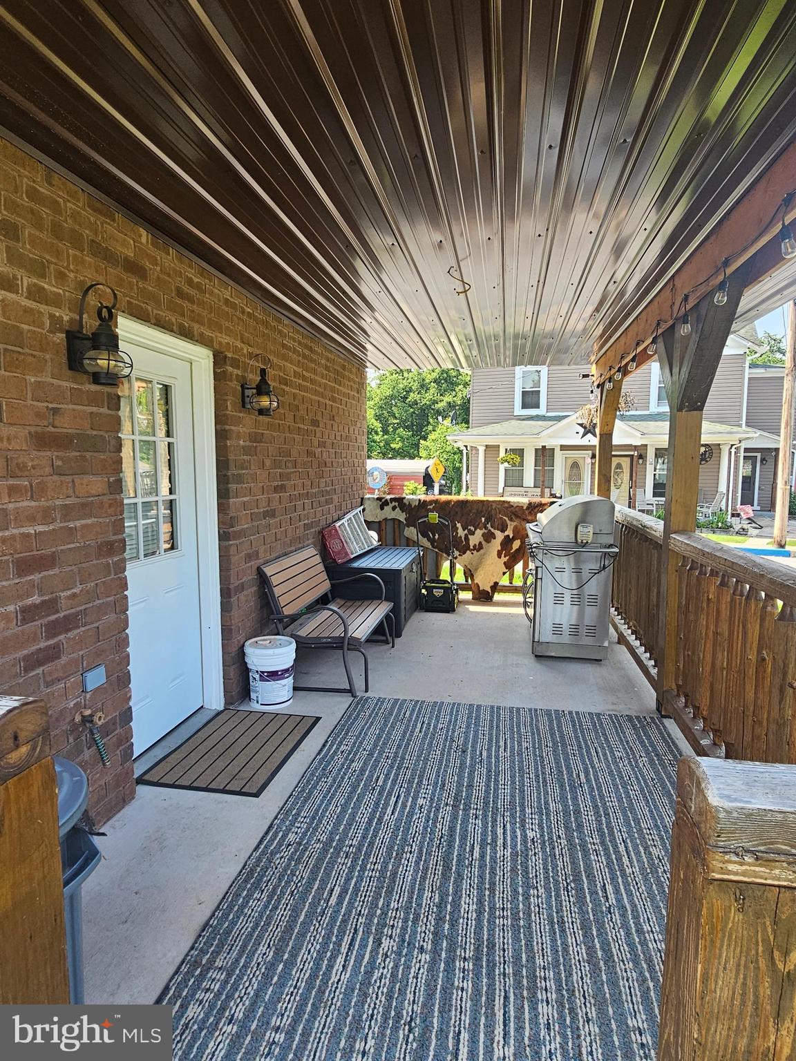 6 AMELIA ST