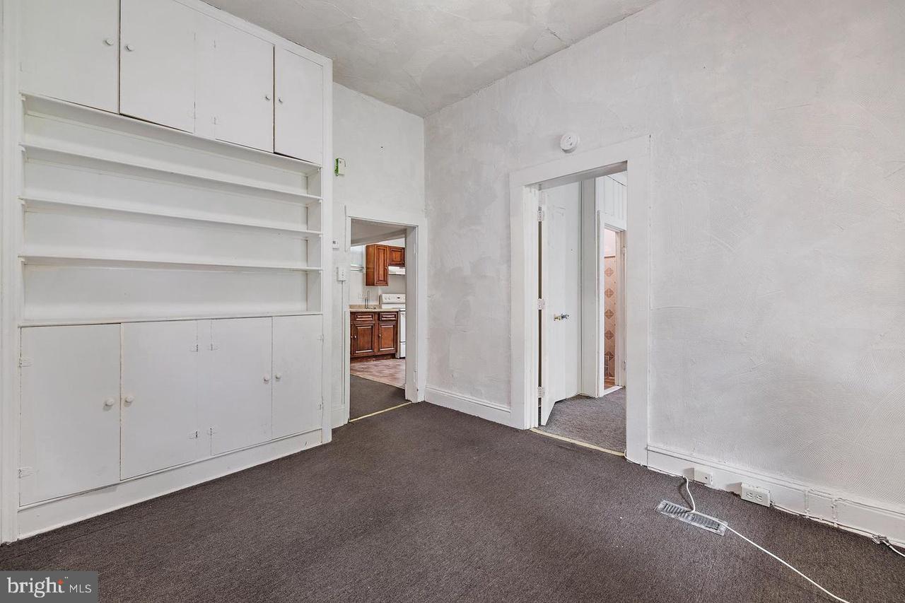 GWYNN OAK - Residential Income