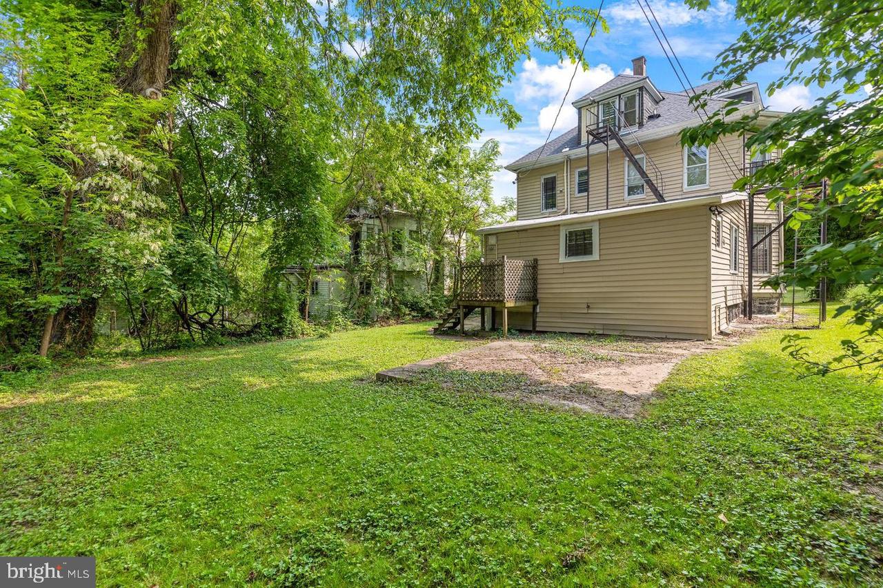 GWYNN OAK - Residential Income
