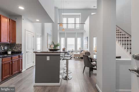 Photo of 2665 Prosperity Avenue #437, FAIRFAX, VA 22031 (MLS # VAFX2323090)