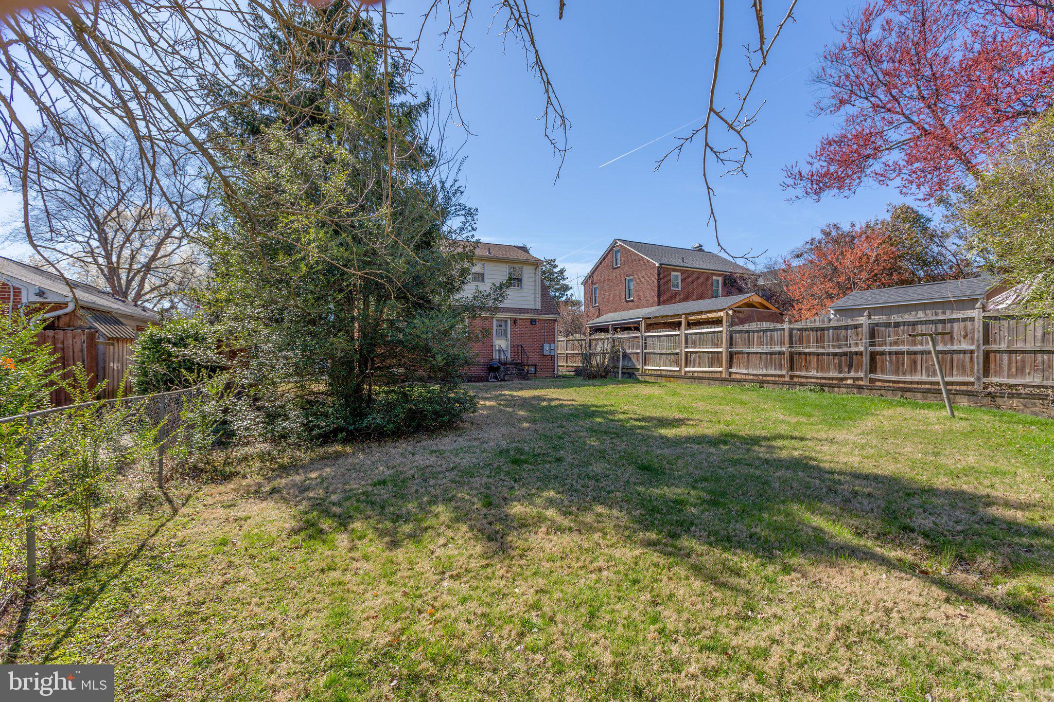 COLLEGE HEIGHTS - Residential