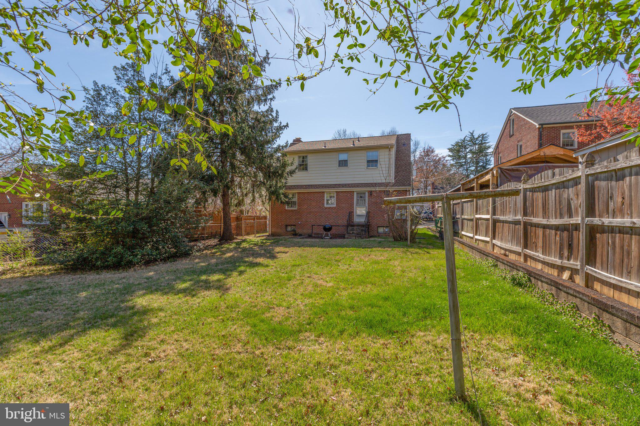COLLEGE HEIGHTS - Residential