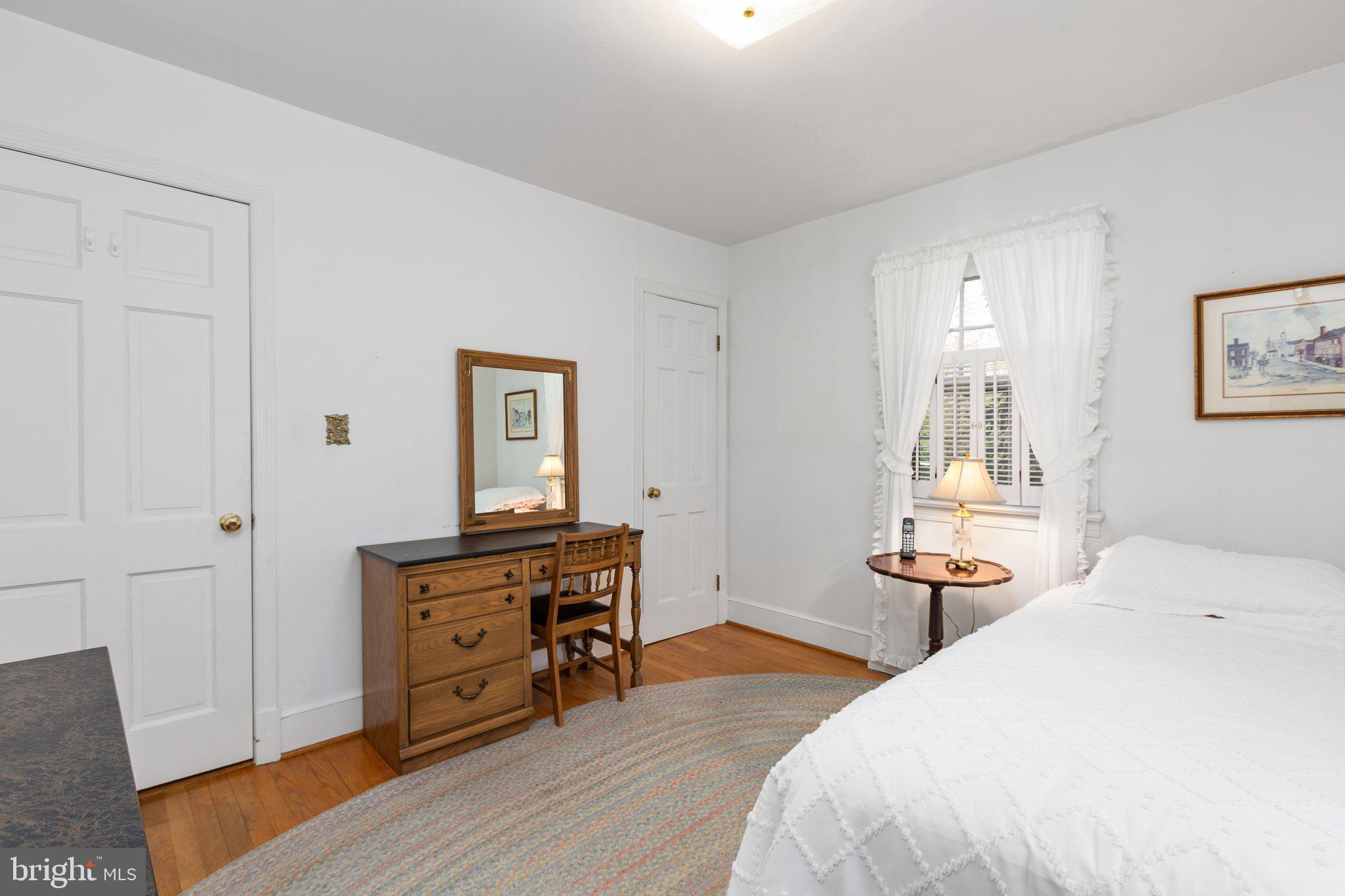 COLLEGE HEIGHTS - Residential