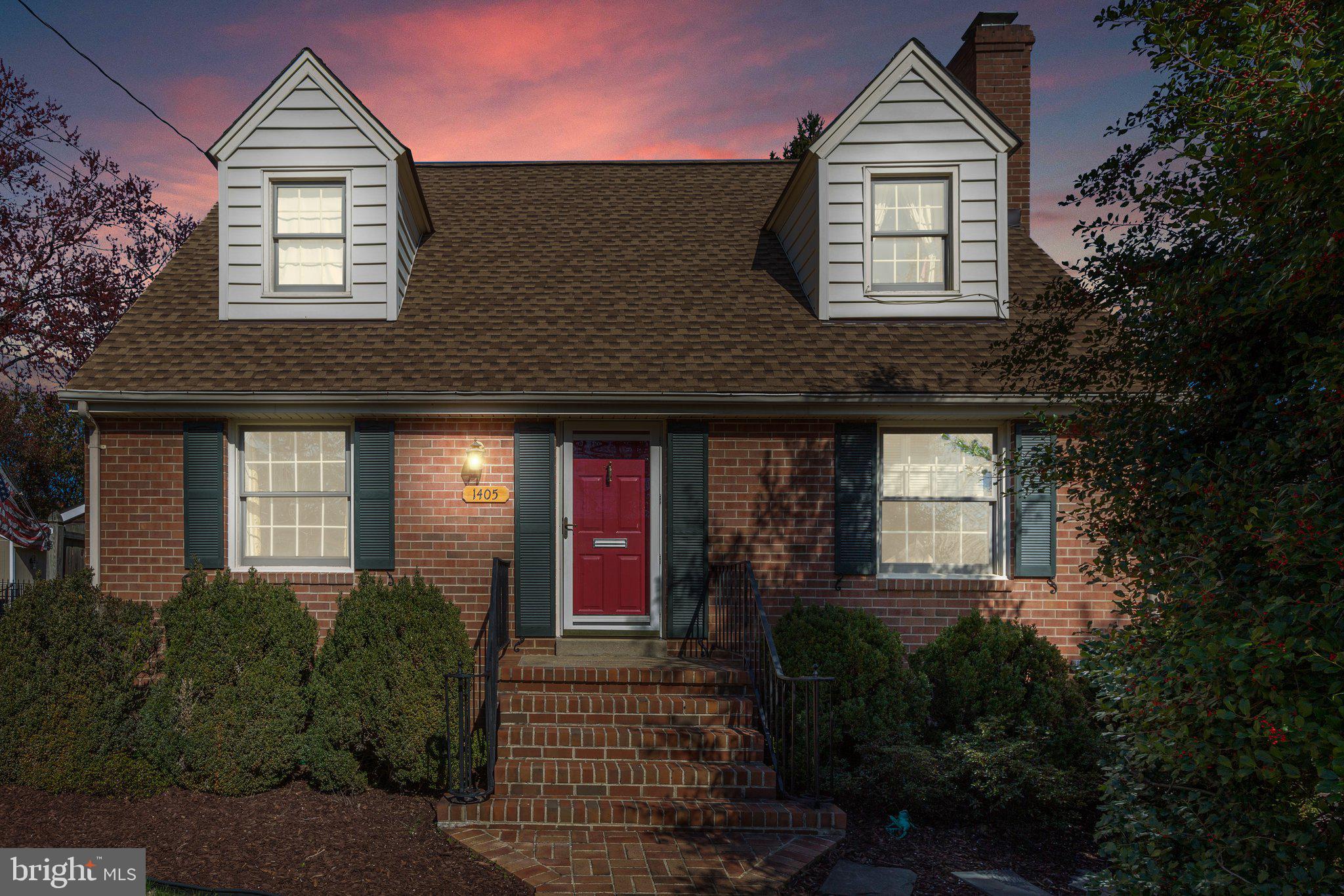COLLEGE HEIGHTS - Residential