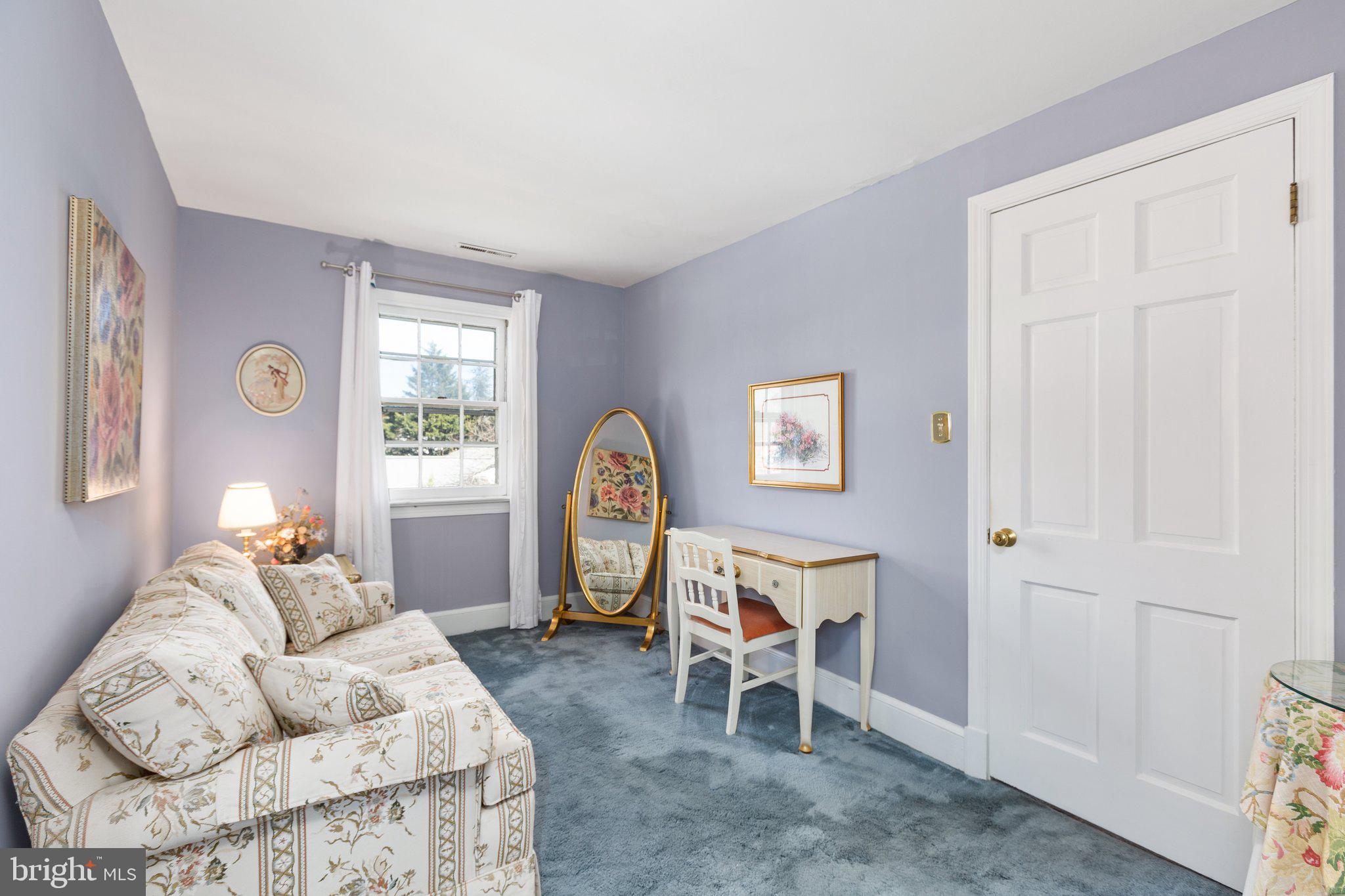 COLLEGE HEIGHTS - Residential