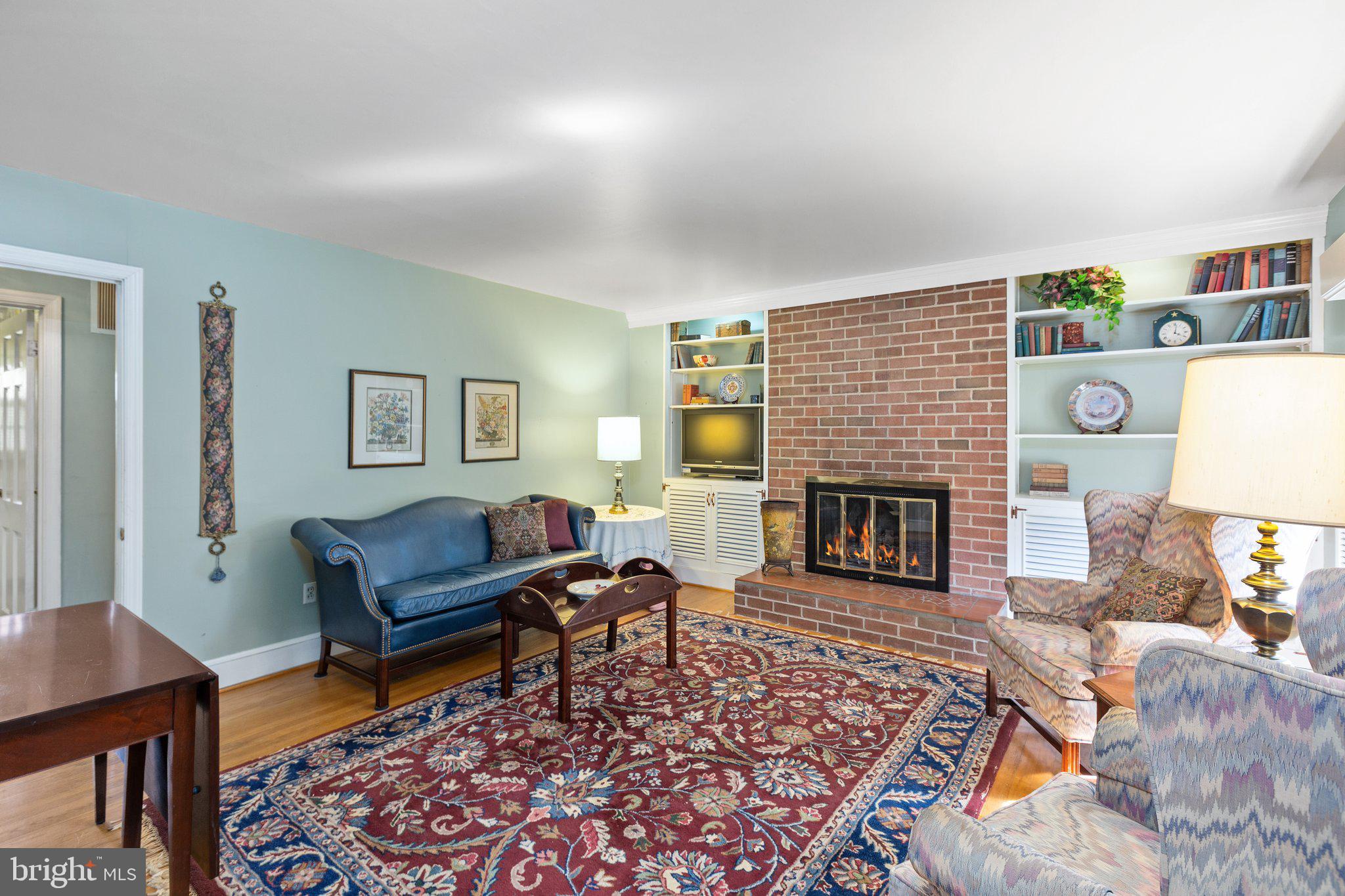 COLLEGE HEIGHTS - Residential