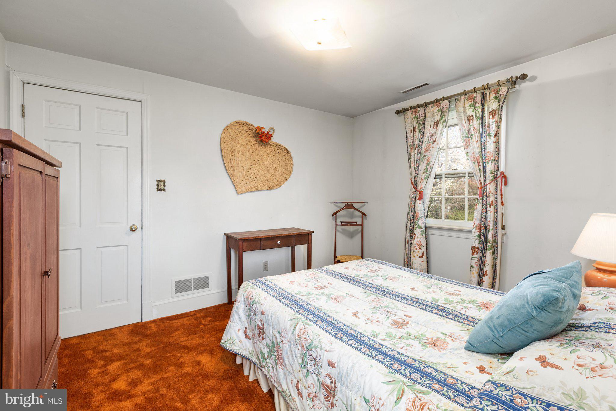 COLLEGE HEIGHTS - Residential