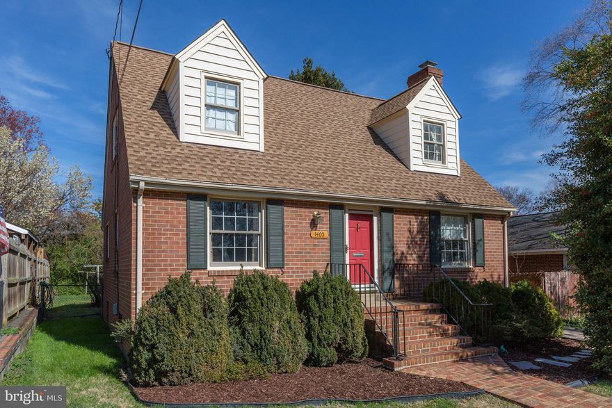 Charming 4BR/2BA brick cape cod located in the desirable College Heights neighborhood of Fredericksburg City!  Beautiful hardwood floors greet you in this well-maintained home.   Living room features a cozy brick fireplace flanked by built-ins.   Main level floorplan  includes a bedroom, full bathroom, spacious eat-in kitchen, and separate formal dining room.  The beautiful wooden staircase leads to 3 additional bedrooms and a full bathroom.   All of the bedrooms are spacious with one boasting a sitting area and another appointed with built-in wall storage!  Each bathroom features tile flooring and tub/shower surround plus linen storage.  Windows are appointed with plantation shutters!  Laundry is located in the full, unfinished basement with windows and an outside exit.  This provides a great option for storage or to finish as you wish!   Step outside to a spacious, flat,  fully- fenced rear yard with endless possibilities!  Concrete driveway plus street parking provide ample options for guests.  So much to enjoy from this great location with easy access to historic downtown Fredericksburg, Mary Washington University,  major highways,  Fredericksburg VRE, shopping and restaurants!