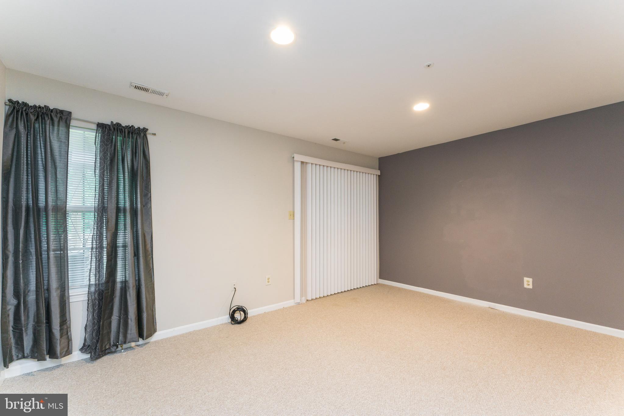 SUTLER SUB PLAT 1> - Residential Lease