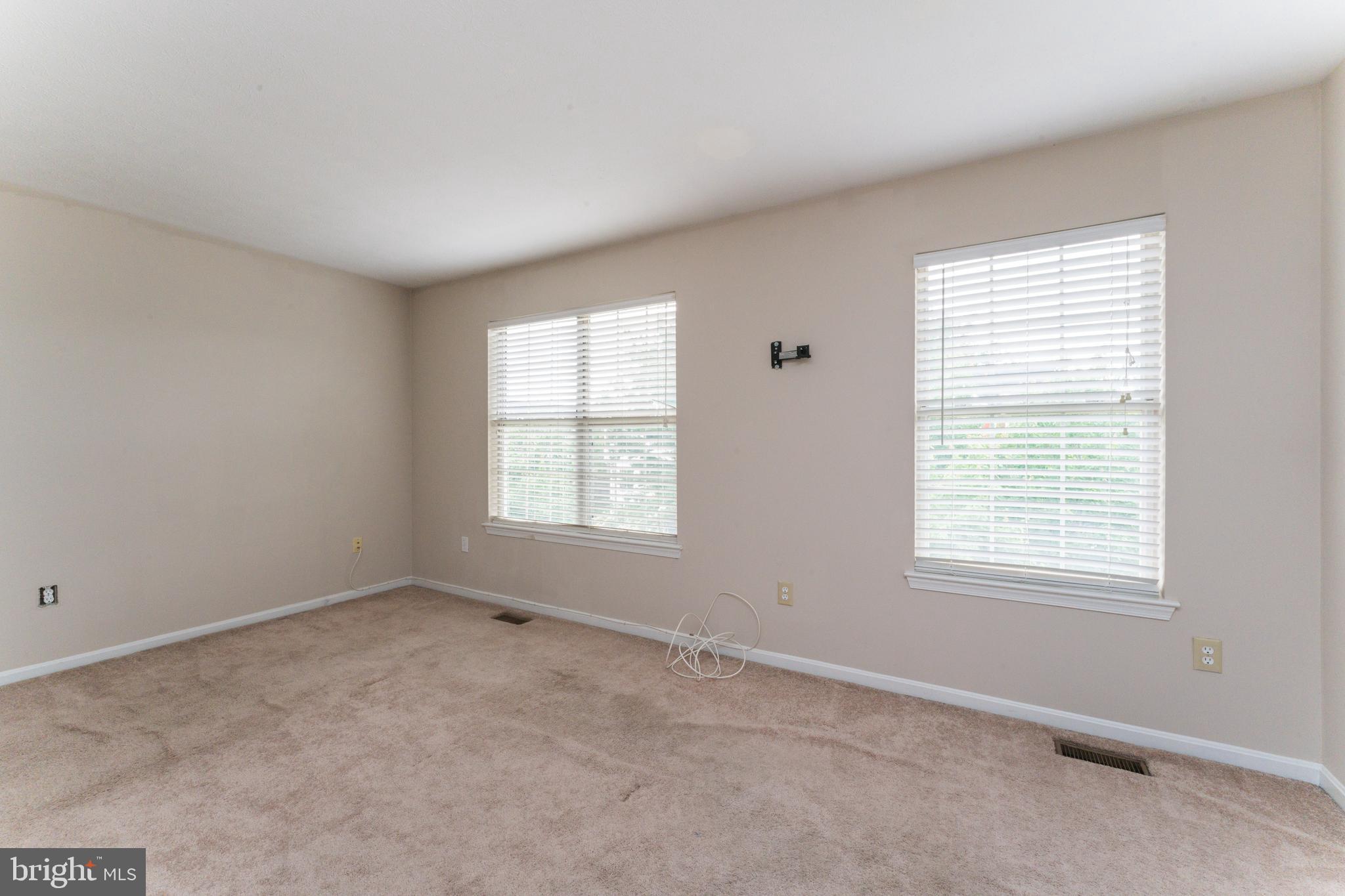 SUTLER SUB PLAT 1> - Residential Lease