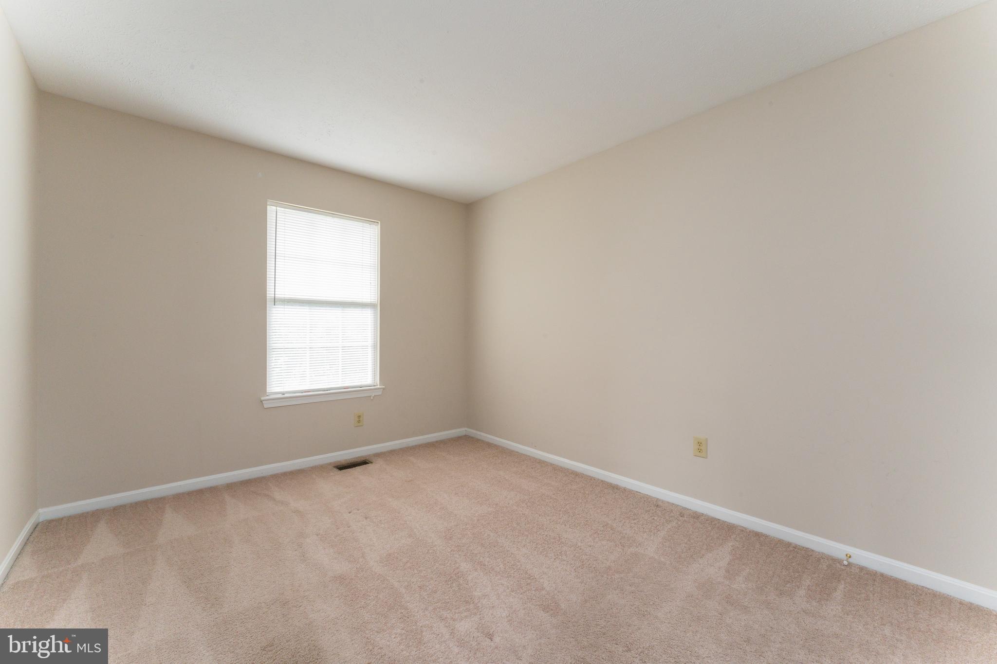 SUTLER SUB PLAT 1> - Residential Lease