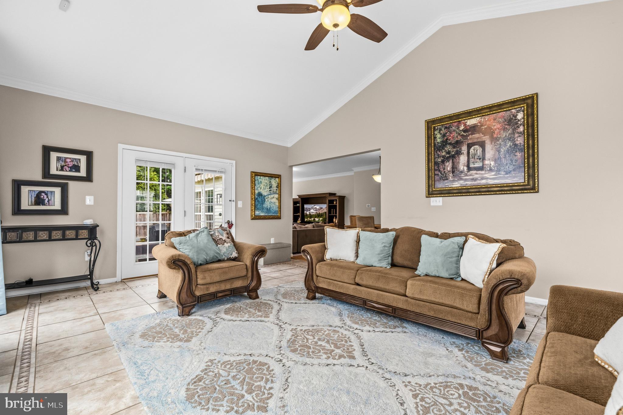 SPRUCE HILL ESTATES - Residential