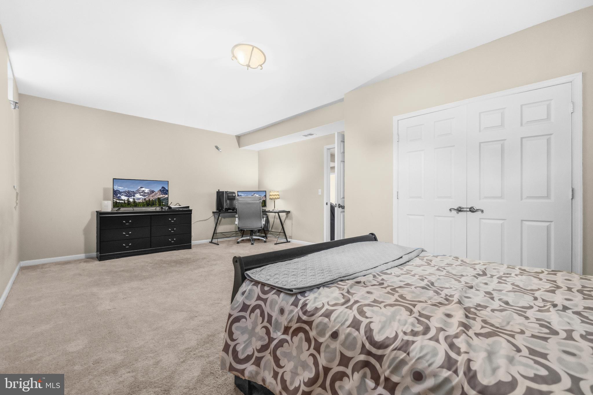 SPRUCE HILL ESTATES - Residential