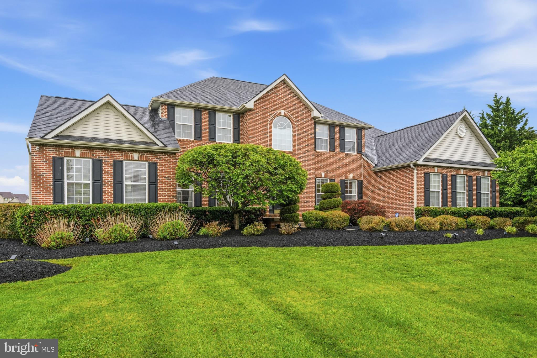 SPRUCE HILL ESTATES - Residential