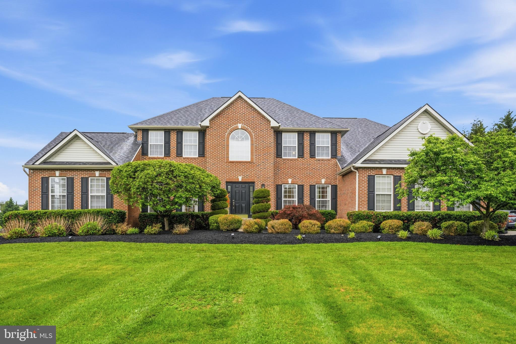 SPRUCE HILL ESTATES - Residential
