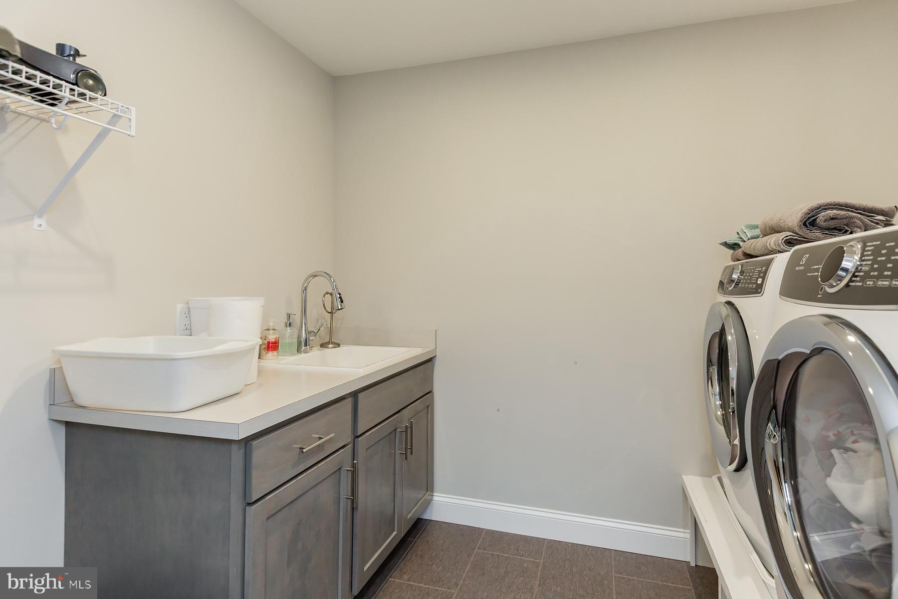 BROOKLAWN - Residential